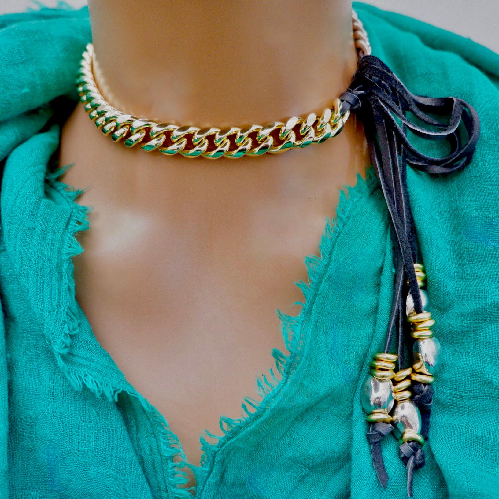 Two tone cuban choker necklace For Sale 1