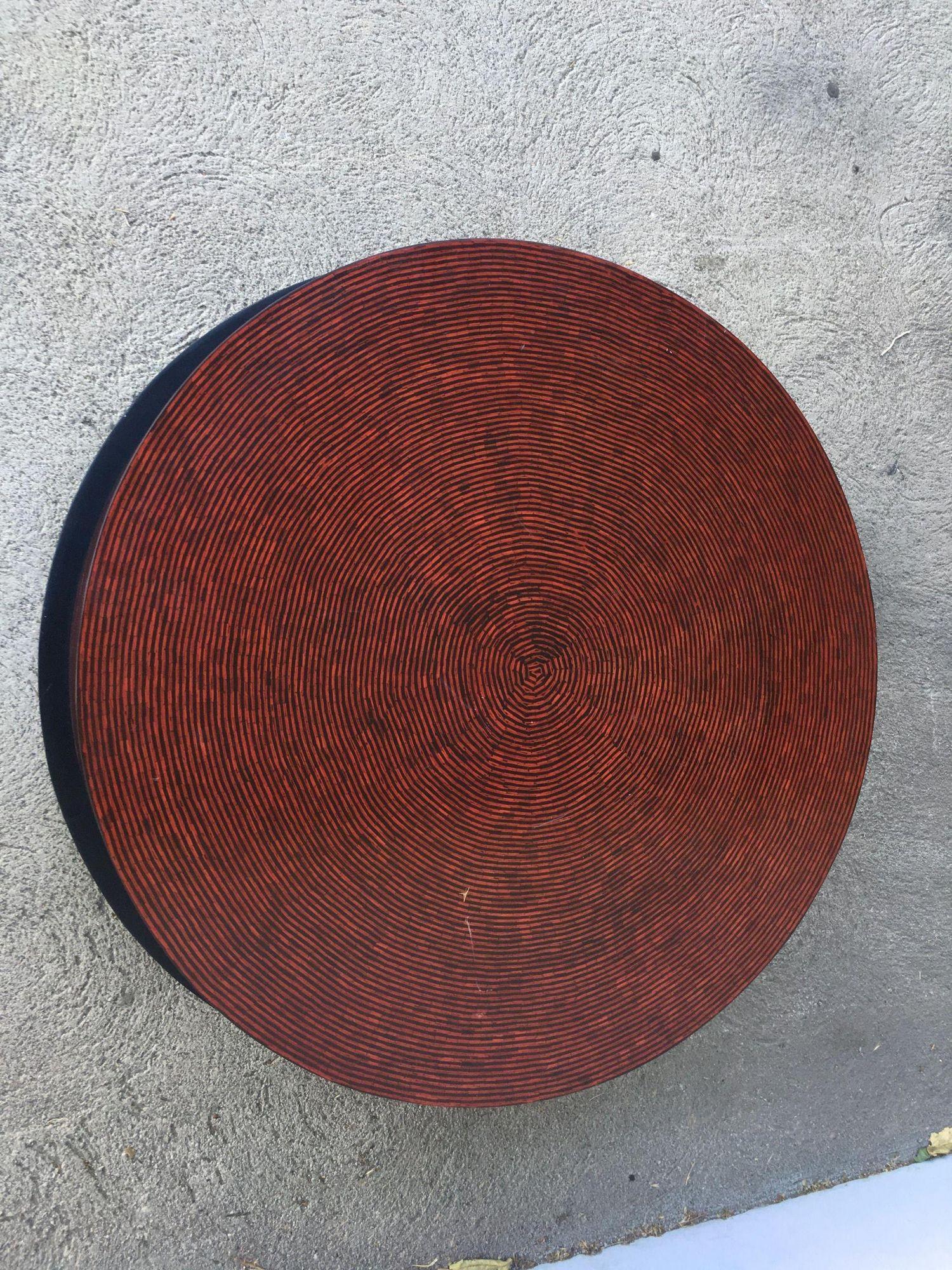 Ensemble de salon rond bicolore de style cubiste, vers 1990 Excellent état - En vente à Van Nuys, CA