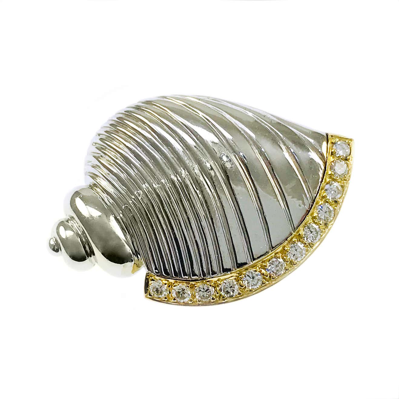 Two-Tone Diamond Conch Shell Brooch/Pin For Sale at 1stDibs