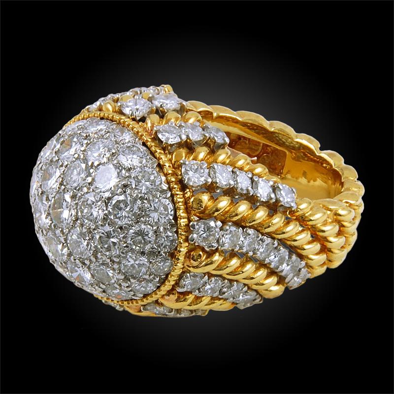 1960s Diamond Dome-Shaped Gold Rope  Ring In Good Condition In New York, NY