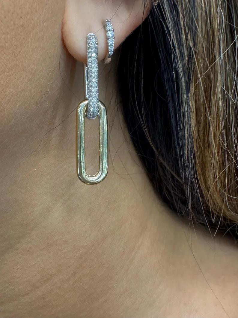 Zweifarbige Diamant-Tropfenohrringe aus hochglanzpoliertem Papierclip 1,04 Karat 14KT 6 Gramm (Zeitgenössisch) im Angebot