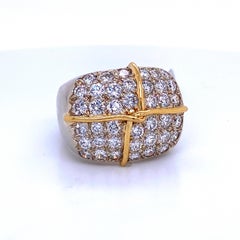 Two-Tone 18 Karat White & Yellow Gold Diamond Ribbon Motif Ring 2.64 Carat