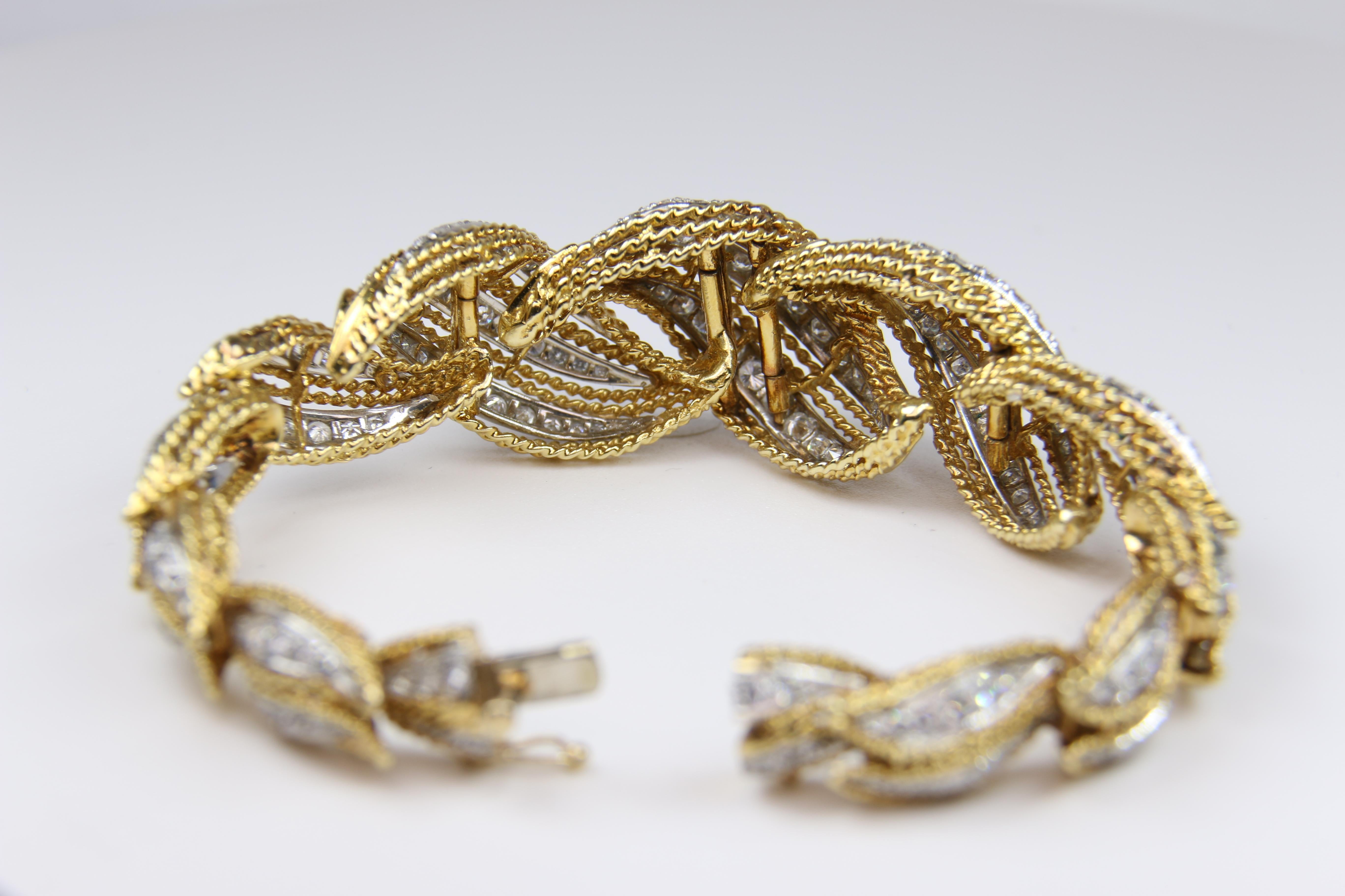 Two-Tone Diamond Scrolled Bracelet In Good Condition In Dallas, TX