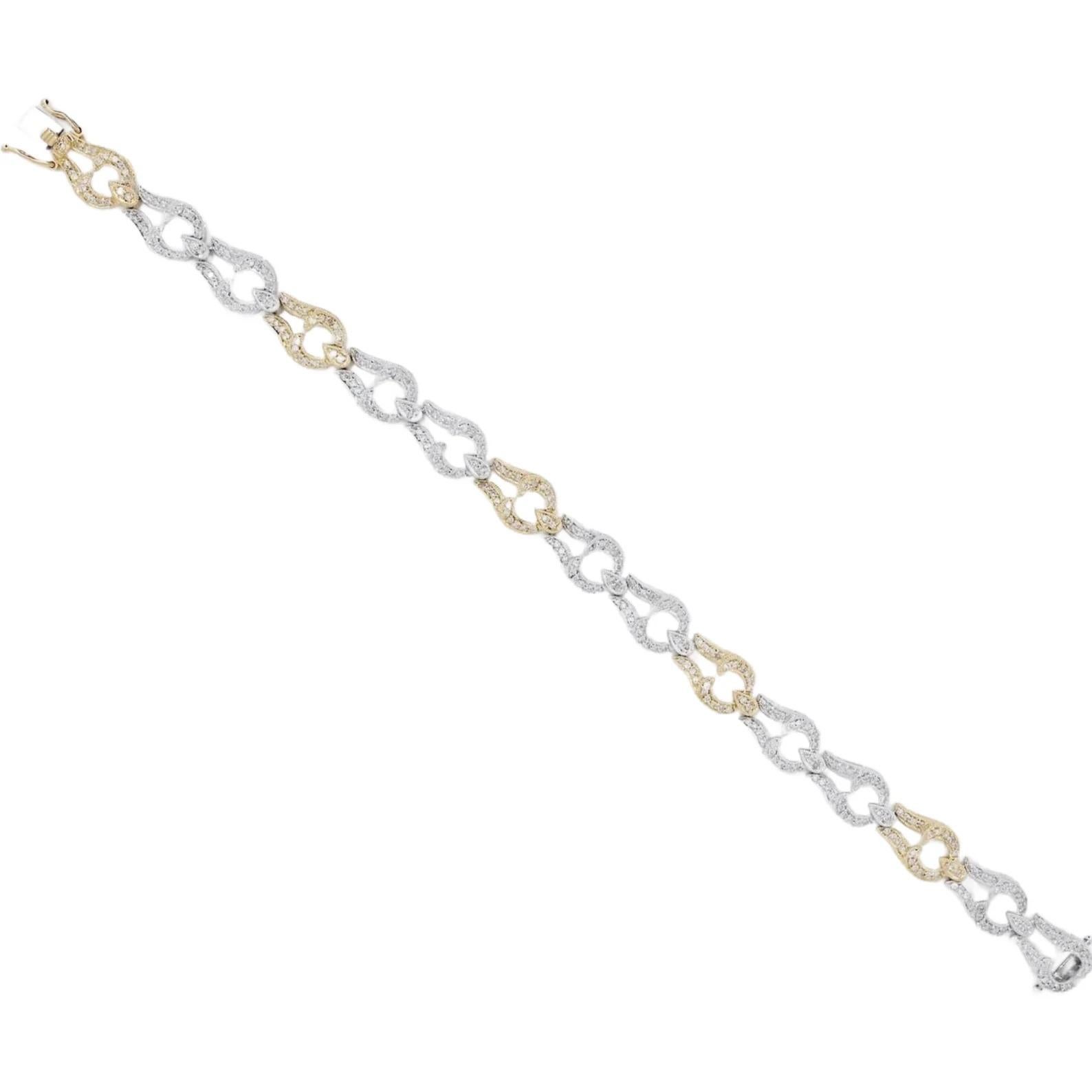 Taille ronde Bracelet en or 18K avec diamants pavés incolores et jaunes fantaisie en vente