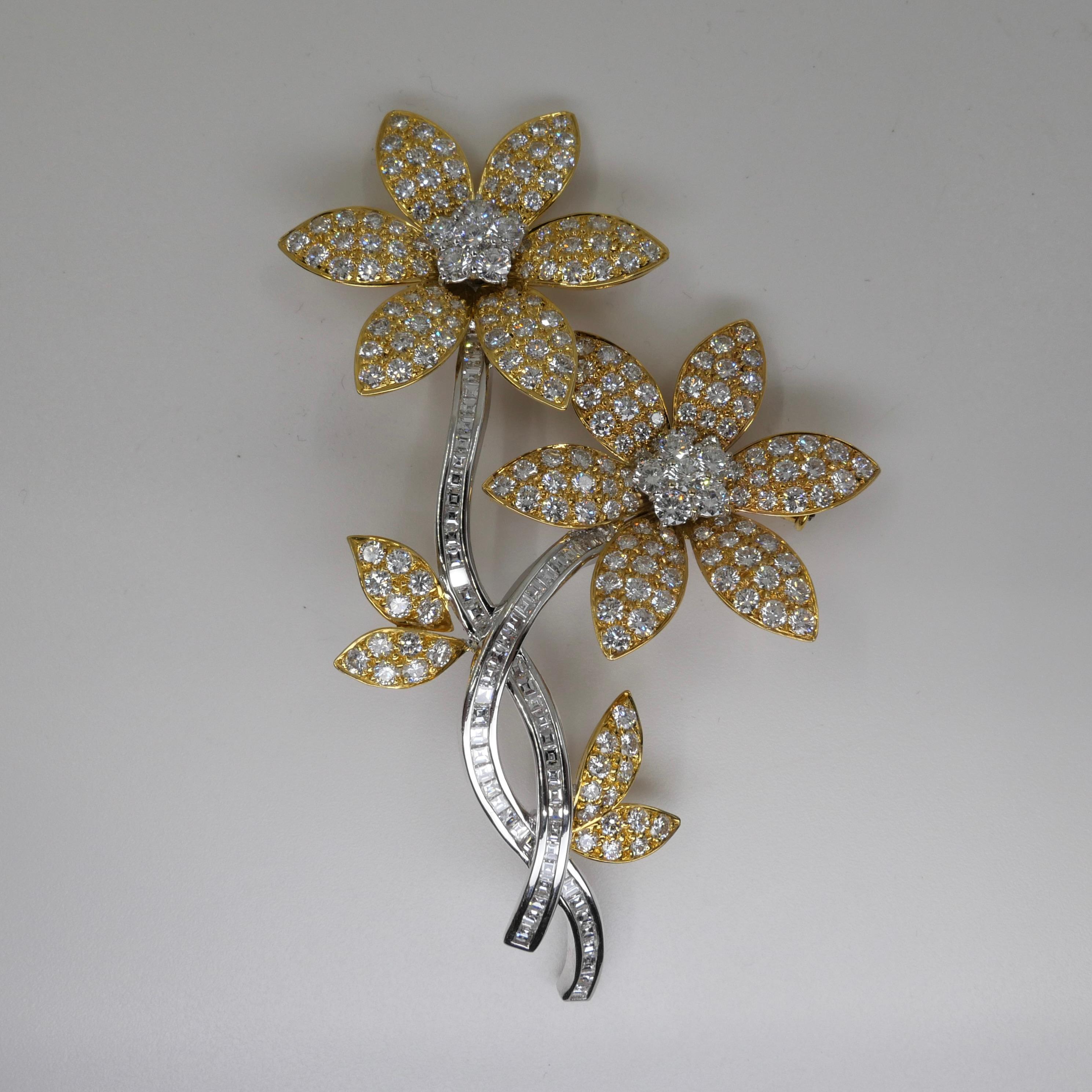 Two Tone Gold & 7.81 Ctw Diamond Flower Statement Brooch Pendant, Two Use For Sale 6