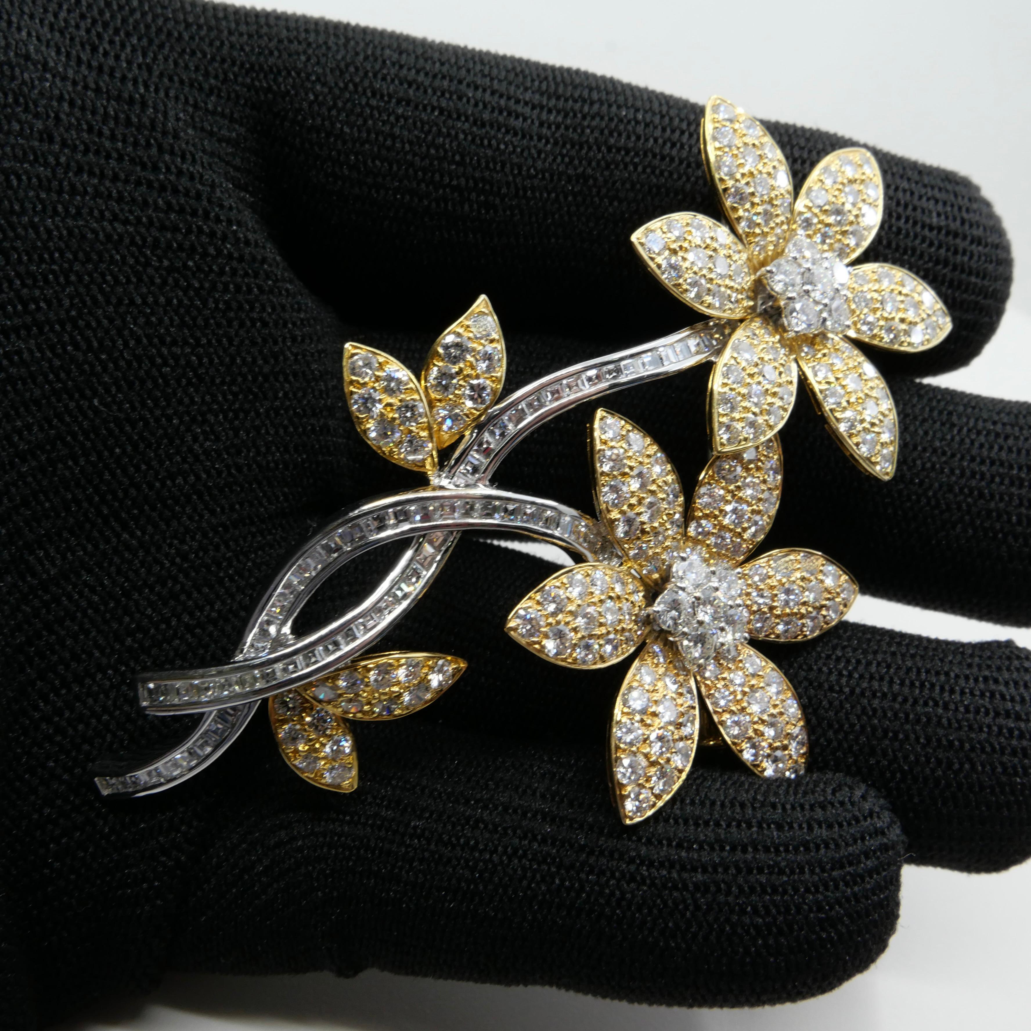 Two Tone Gold & 7.81 Ctw Diamond Flower Statement Brooch Pendant, Two Use In New Condition For Sale In Hong Kong, HK
