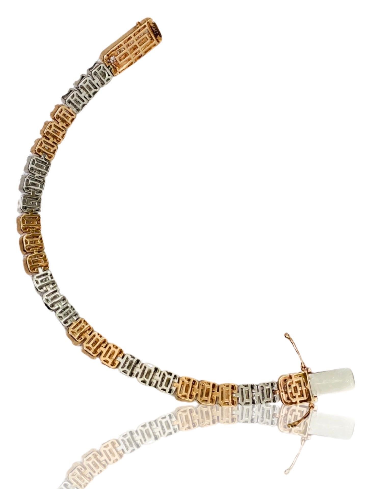 Bracelet tennis en or bicolore avec diamants de 9,50 carats, diamants baguettes et ronds  en vente 2