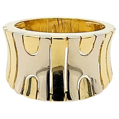 Retro Two Tone Gold Concave Band Ring