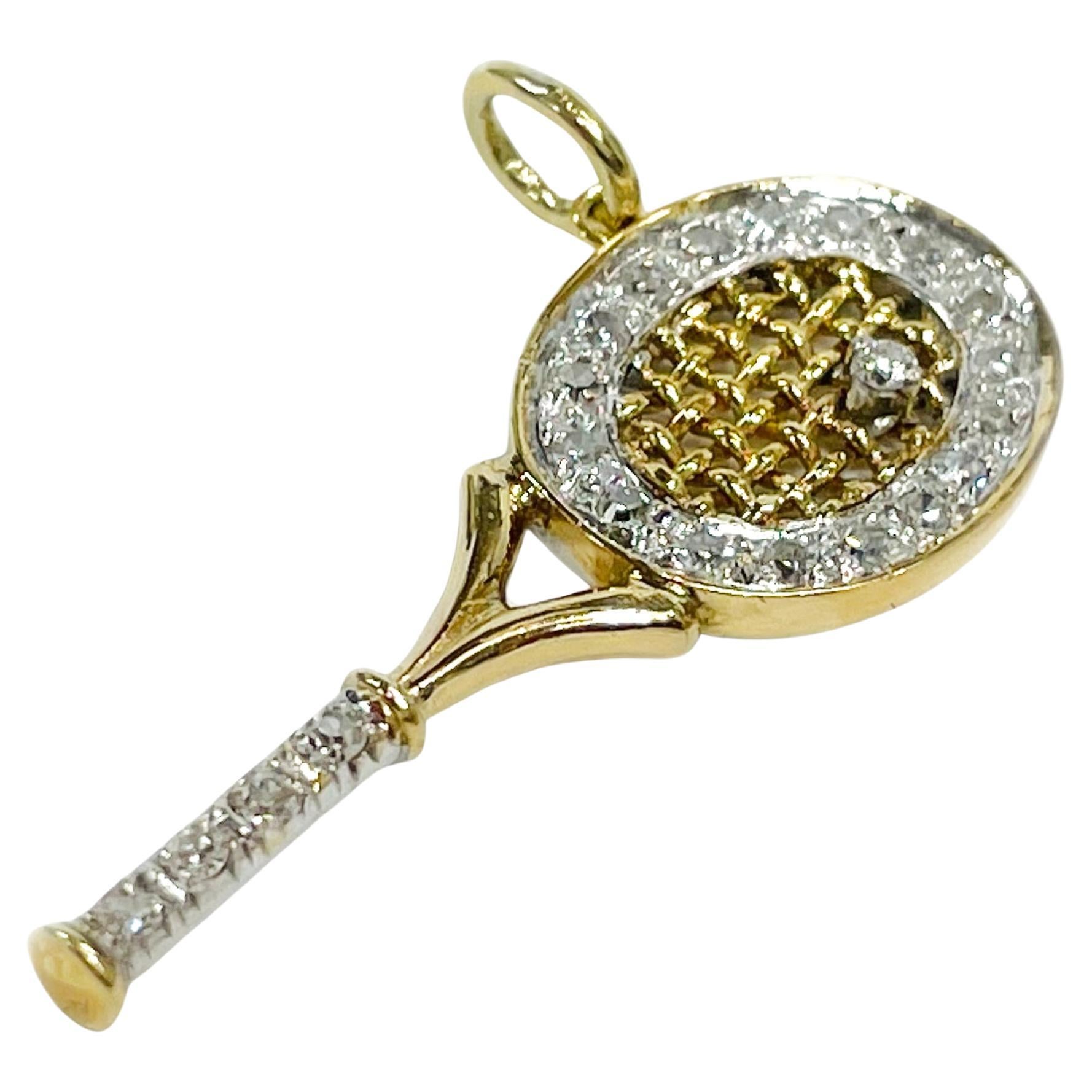 Pendentif raquette de tennis en or bicolore avec diamants en vente