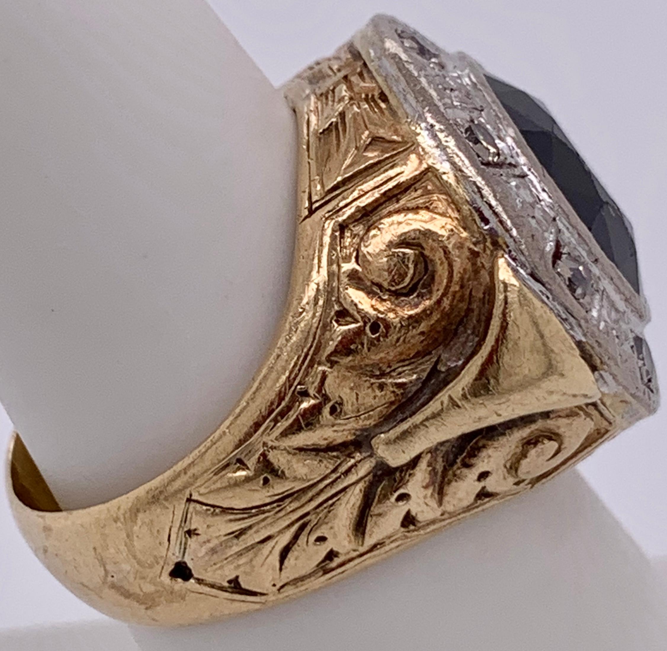 Anello in oro bicolore Diamanti affiancati da uno zaffiro in vendita 4