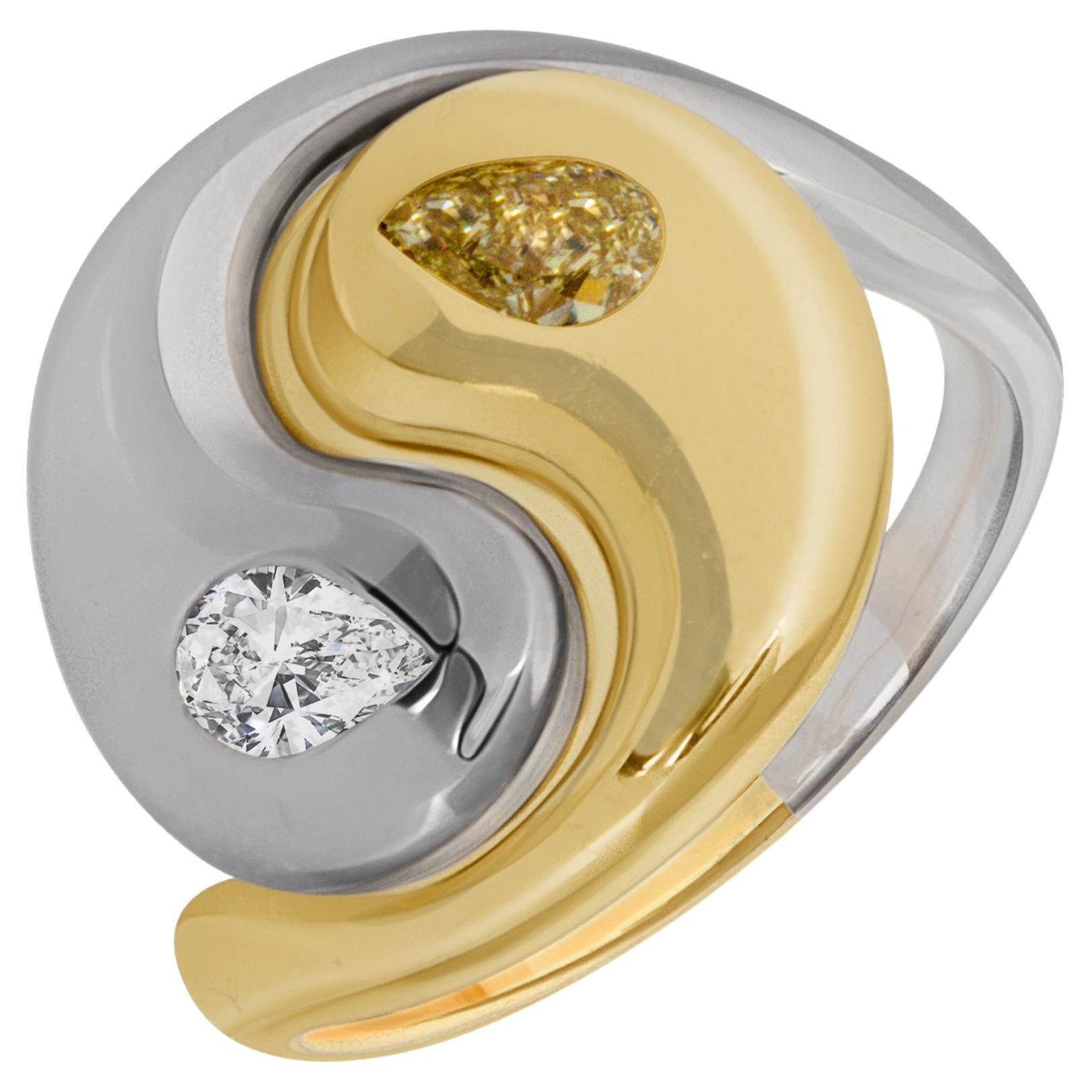 For Sale:  Two Tone Gold Ring with Fanc Shape Diamond and Fancy Yellow Canary Diamond Pear