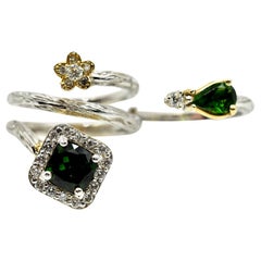 Two-Tone Gold Tsavorite and Diamond Two-Finger Double Ring