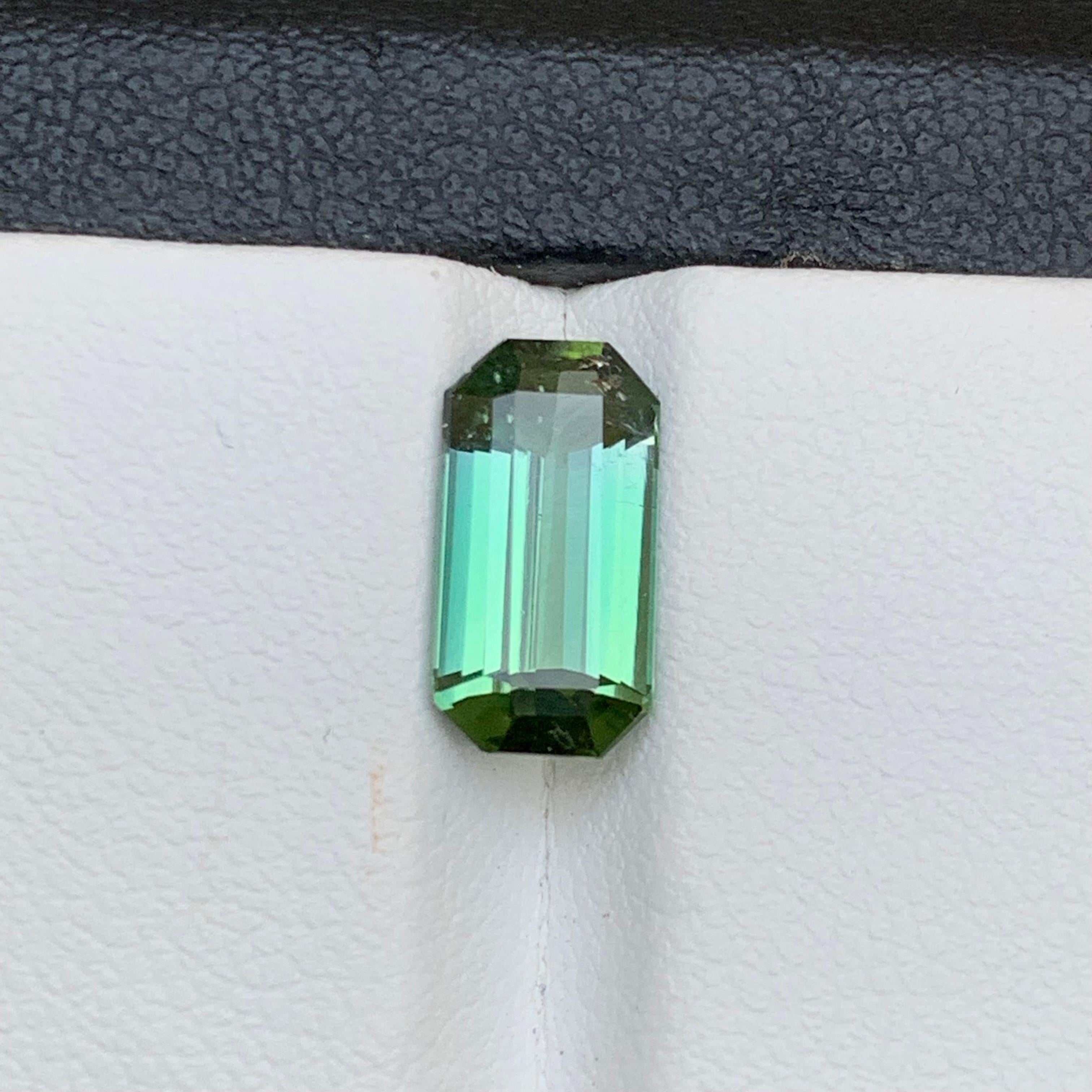 Green Natural Tourmaline Ring Gemstone Two Tone 2.65 Ct Emerald Cut for Jewelry For Sale 9
