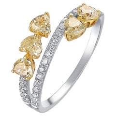 Bague en or jaune 14 carats (ou 18 carats sur demande) avec diamant en forme de cœur et de poire