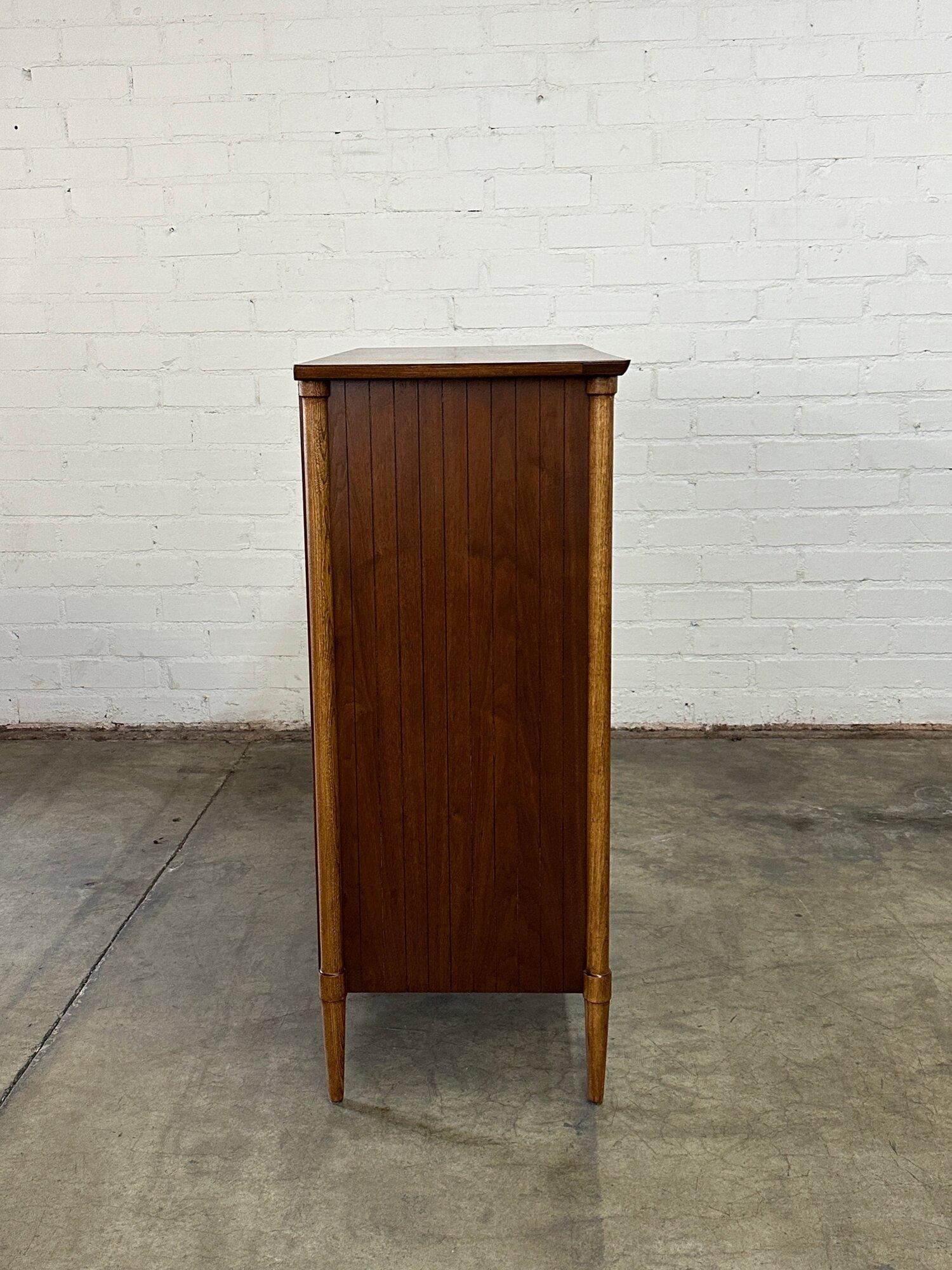 Two tone Highboy by Lane For Sale 6