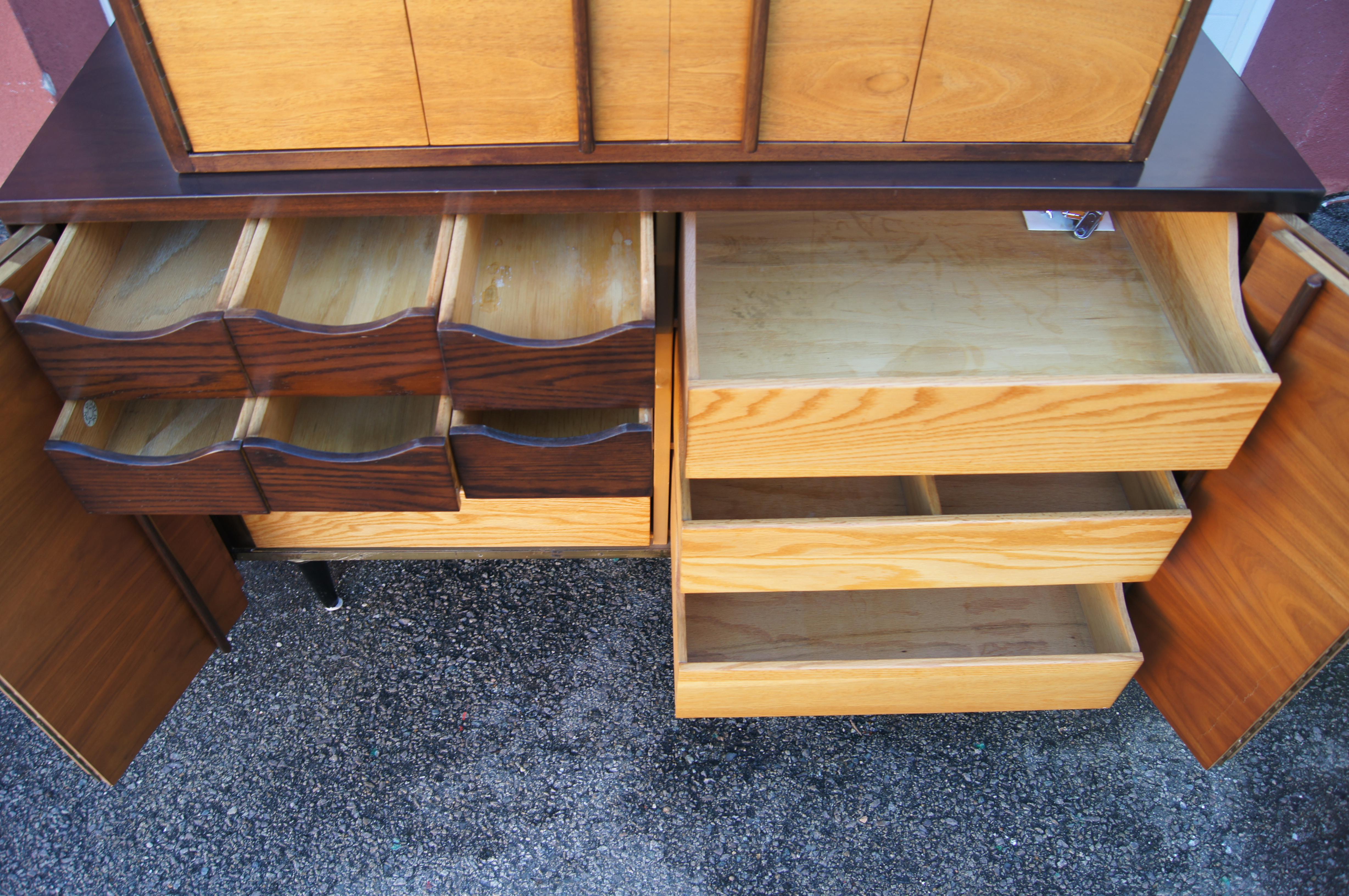 Two-Tone Highboy Dresser by John Stuart For Sale 3