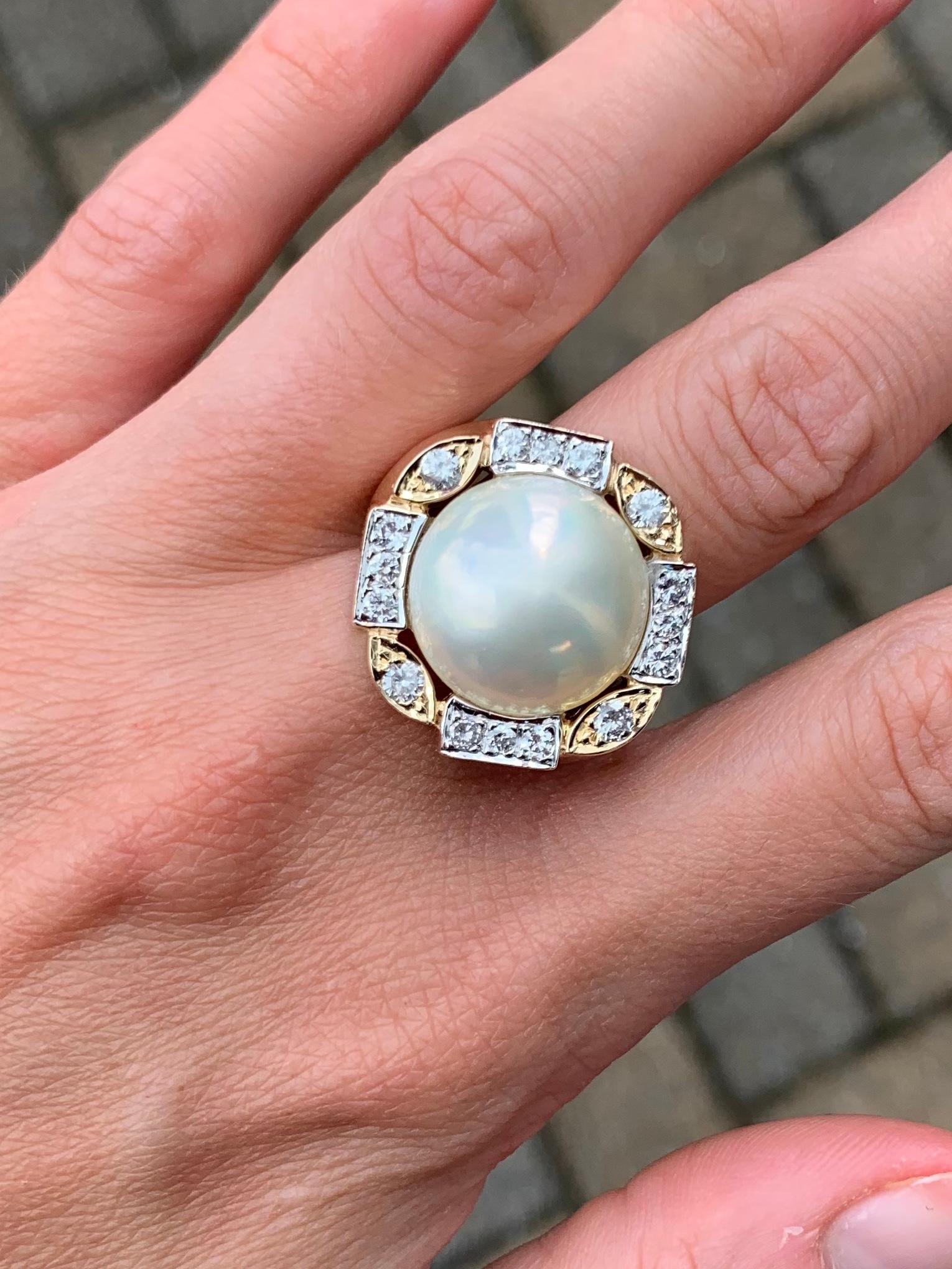 Two-Tone Large Mabe Pearl and Diamond Ring For Sale 3