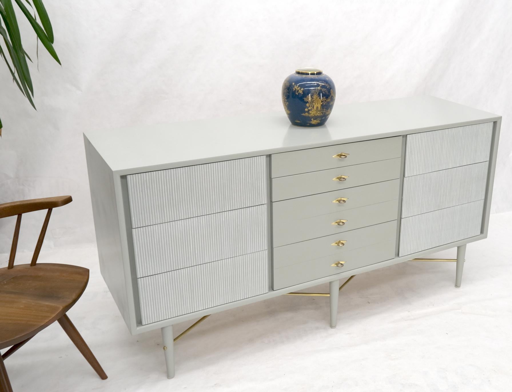 Two Tone Light Grey & White Fluted Drawer Fronts Brass Stretchers Long Dresser  For Sale 4