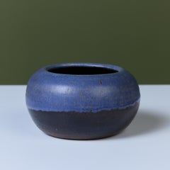 Mid-20th Century Studio Pottery Bowl, Two-Tone Glaze, Signed, 6-Inch