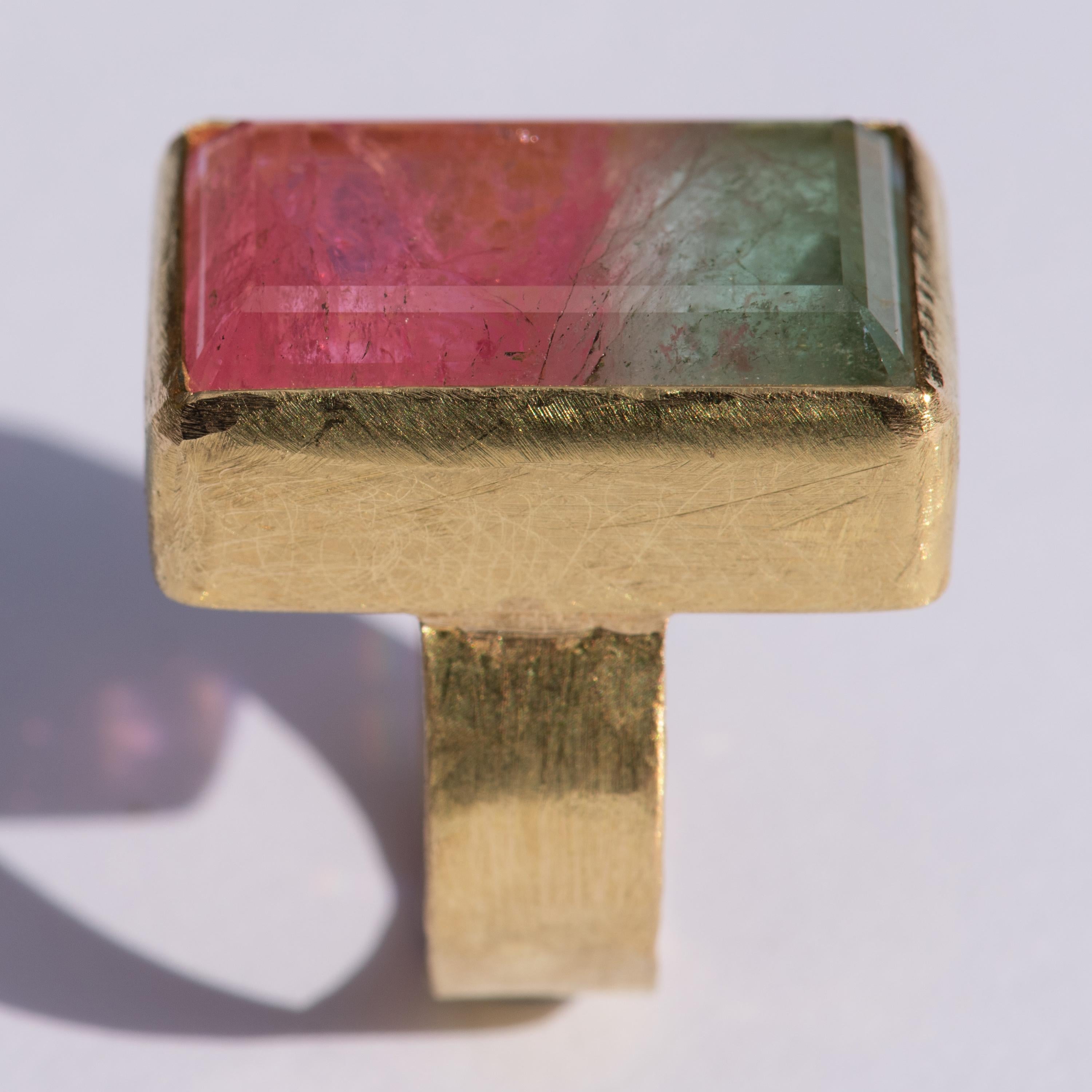 Contemporary Two-Tone Pink and Mint Watermelon Tourmaline 18 Karat Gold Cocktail Ring