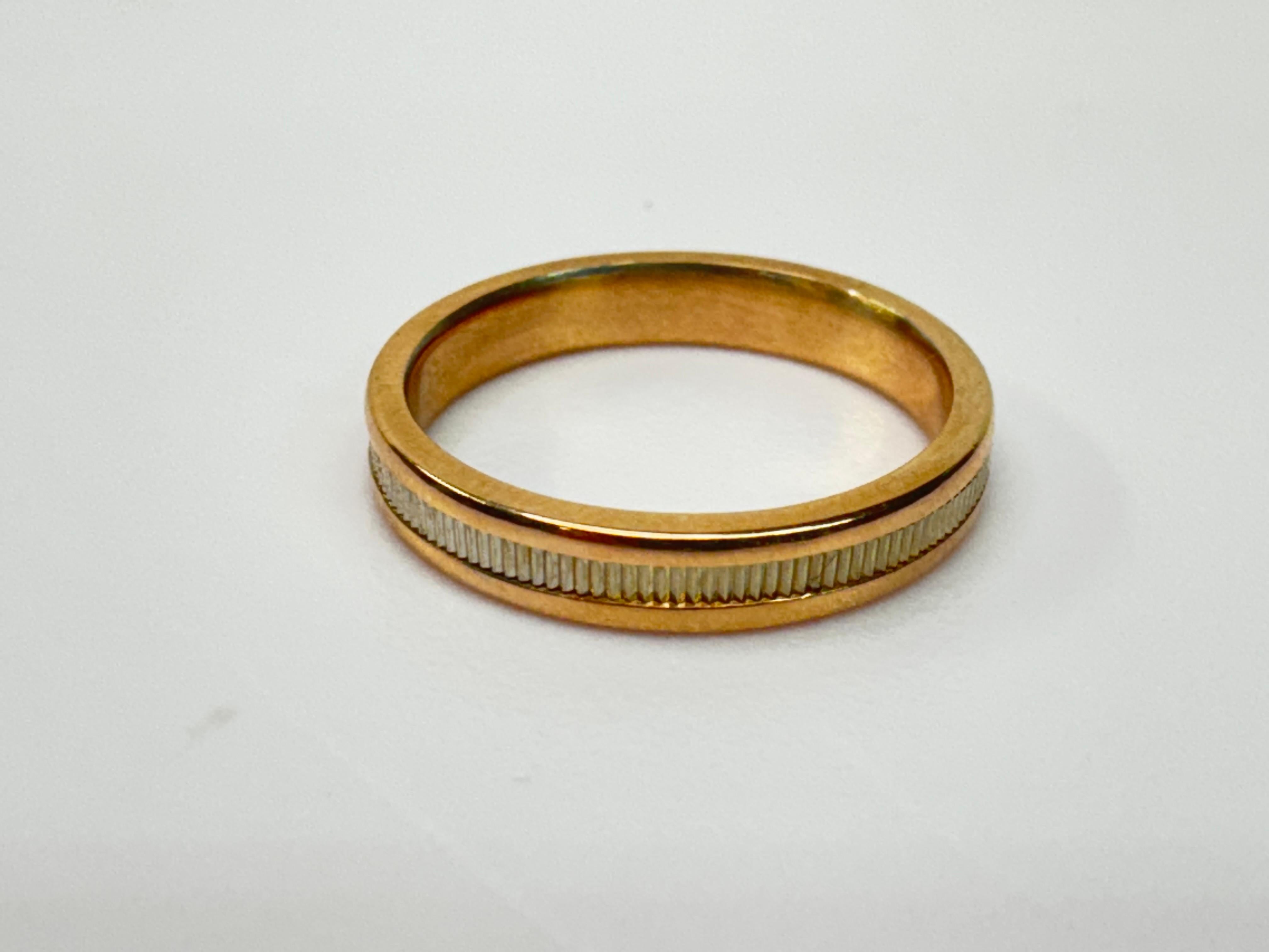 Two-Tone Rose Gold Fluted Band For Sale 2