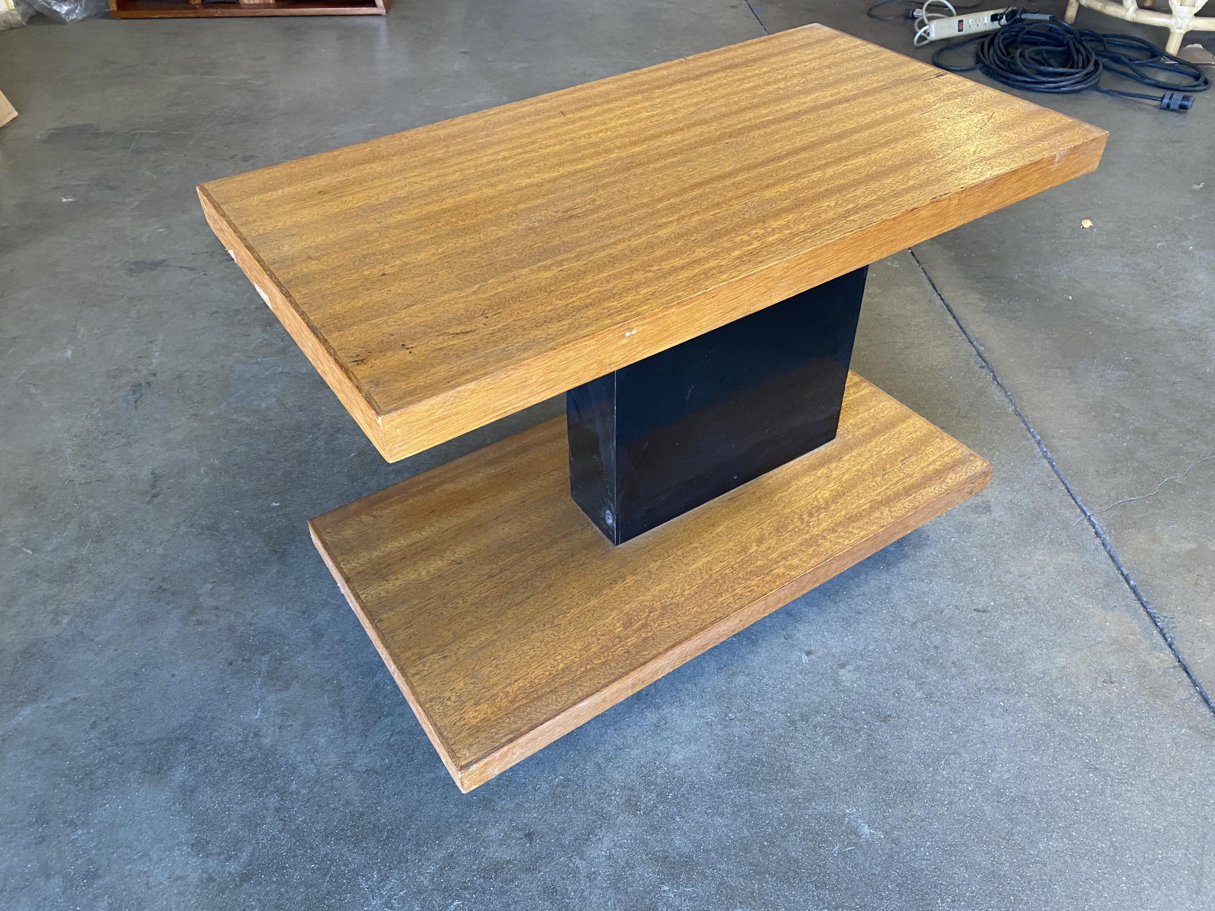 Two Tone, Two Tier Mid-Century Modernist Walnut Side Table In Excellent Condition For Sale In Van Nuys, CA