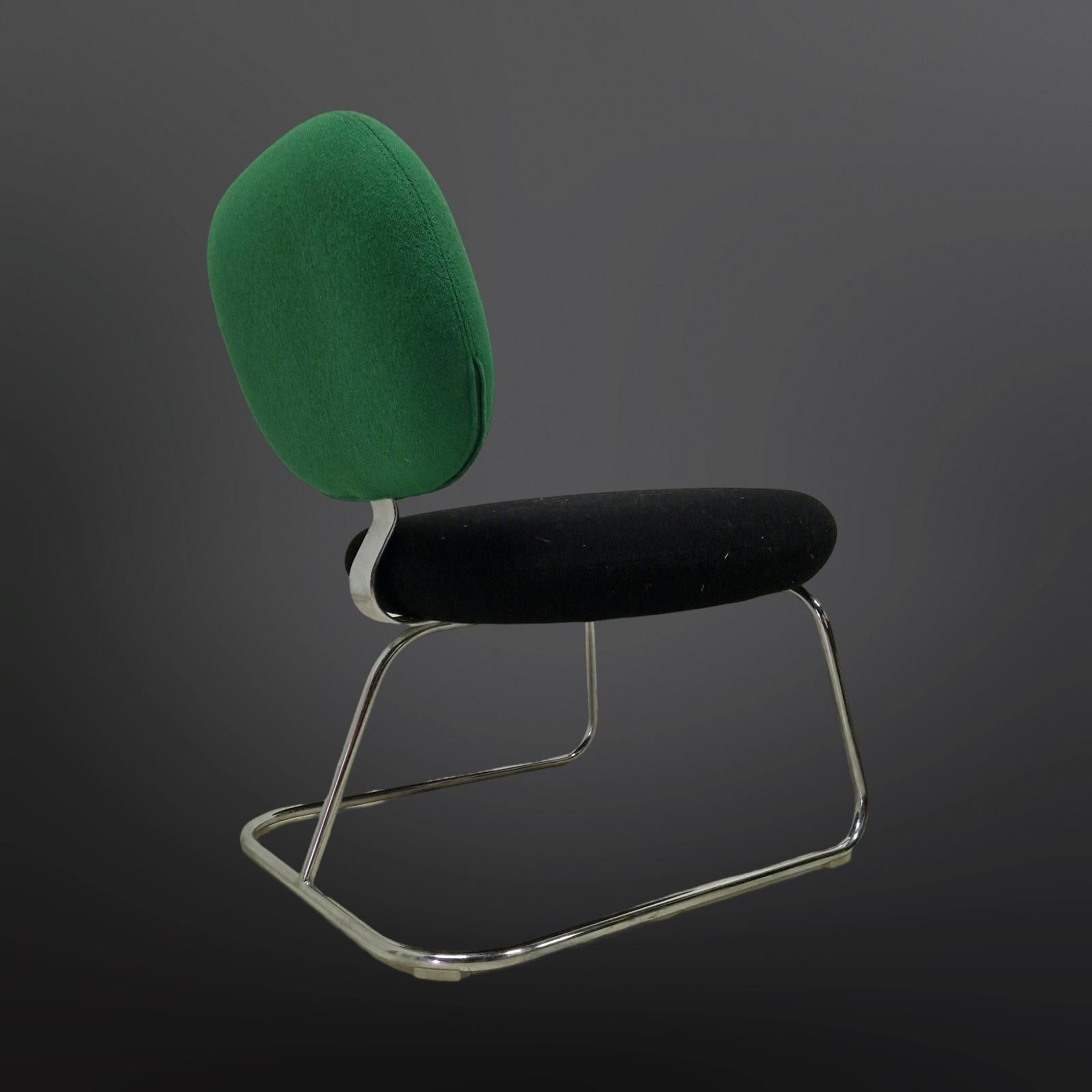20th Century two tone Vega chair by Jasper Morrison for Artifort, Netherlands 1990s For Sale