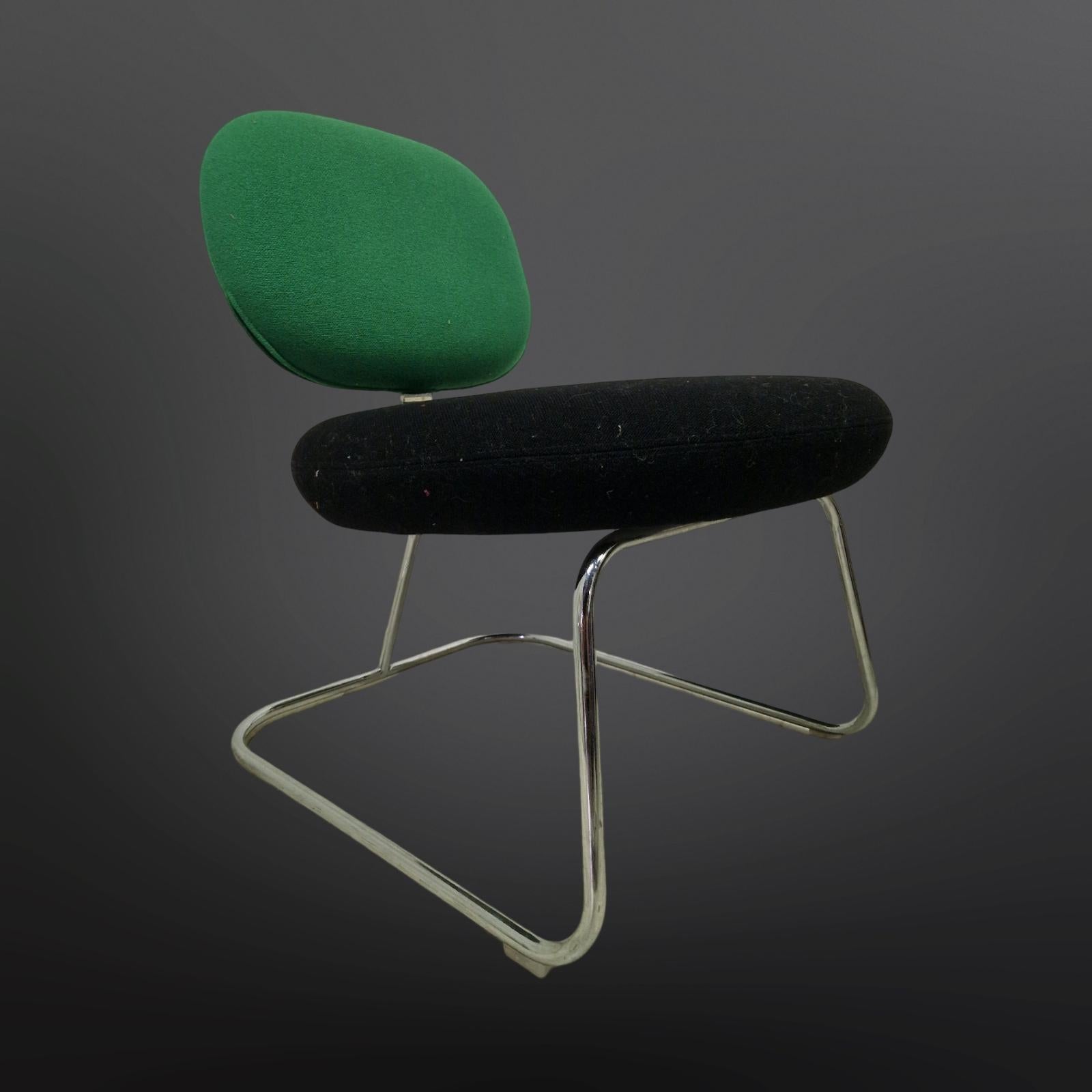 Metal two tone Vega chair by Jasper Morrison for Artifort, Netherlands 1990s For Sale