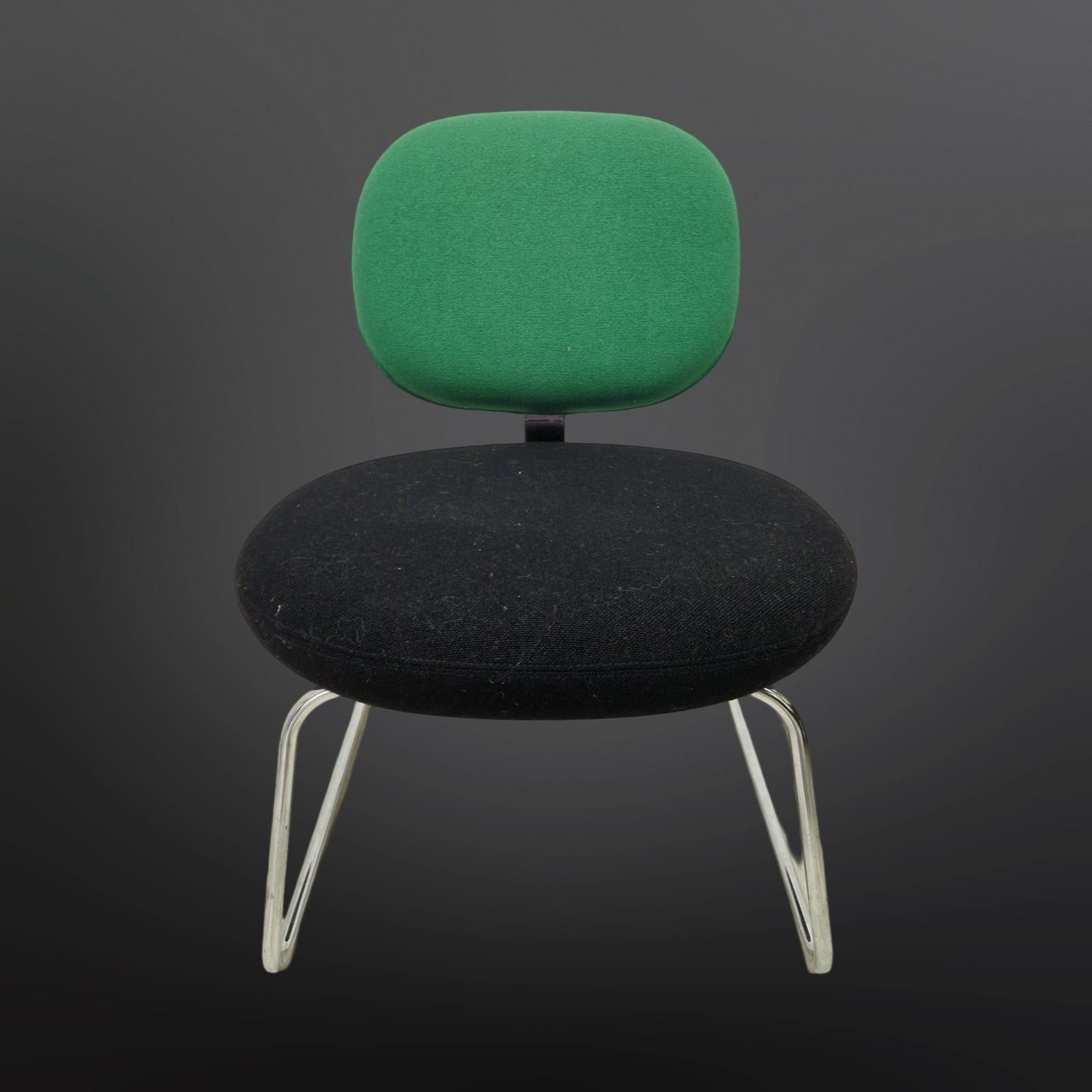 two tone Vega chair by Jasper Morrison for Artifort, Netherlands 1990s For Sale 2