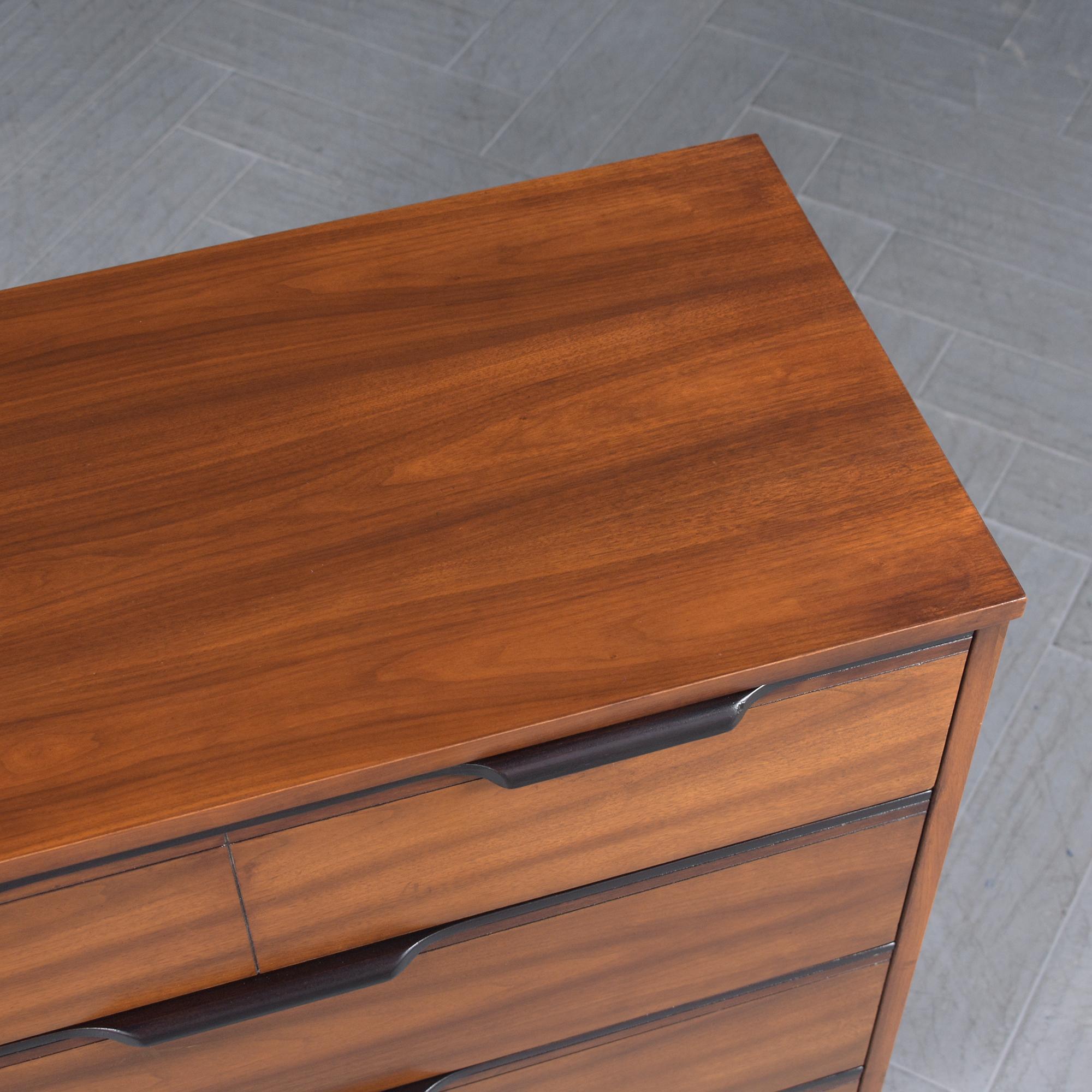 Modern Walnut Dresser Restored: Two-Tone Elegance & Craftsmanship For Sale 3