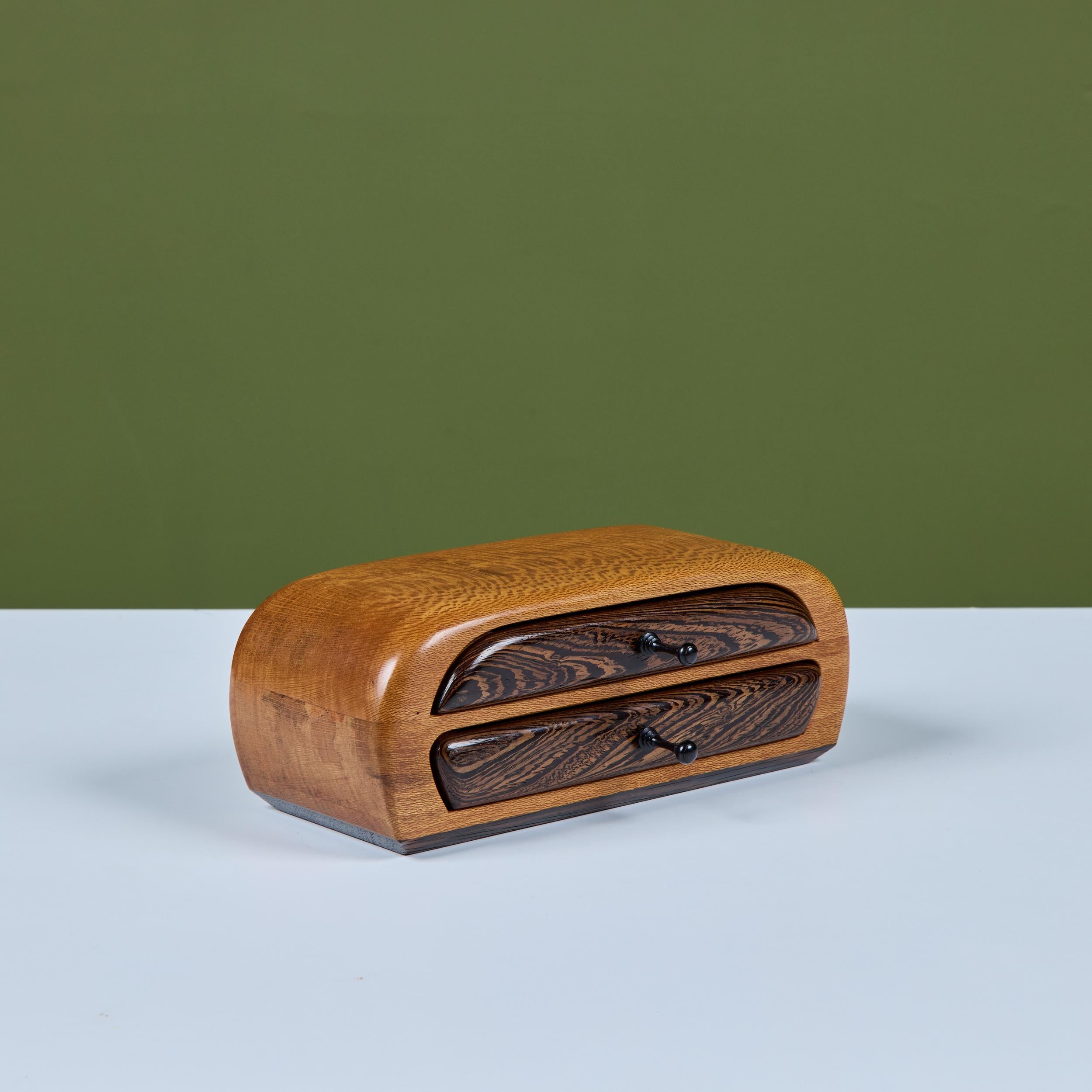 Boîte à bijoux en Wood Wood bicolore Bon état - En vente à Los Angeles, CA