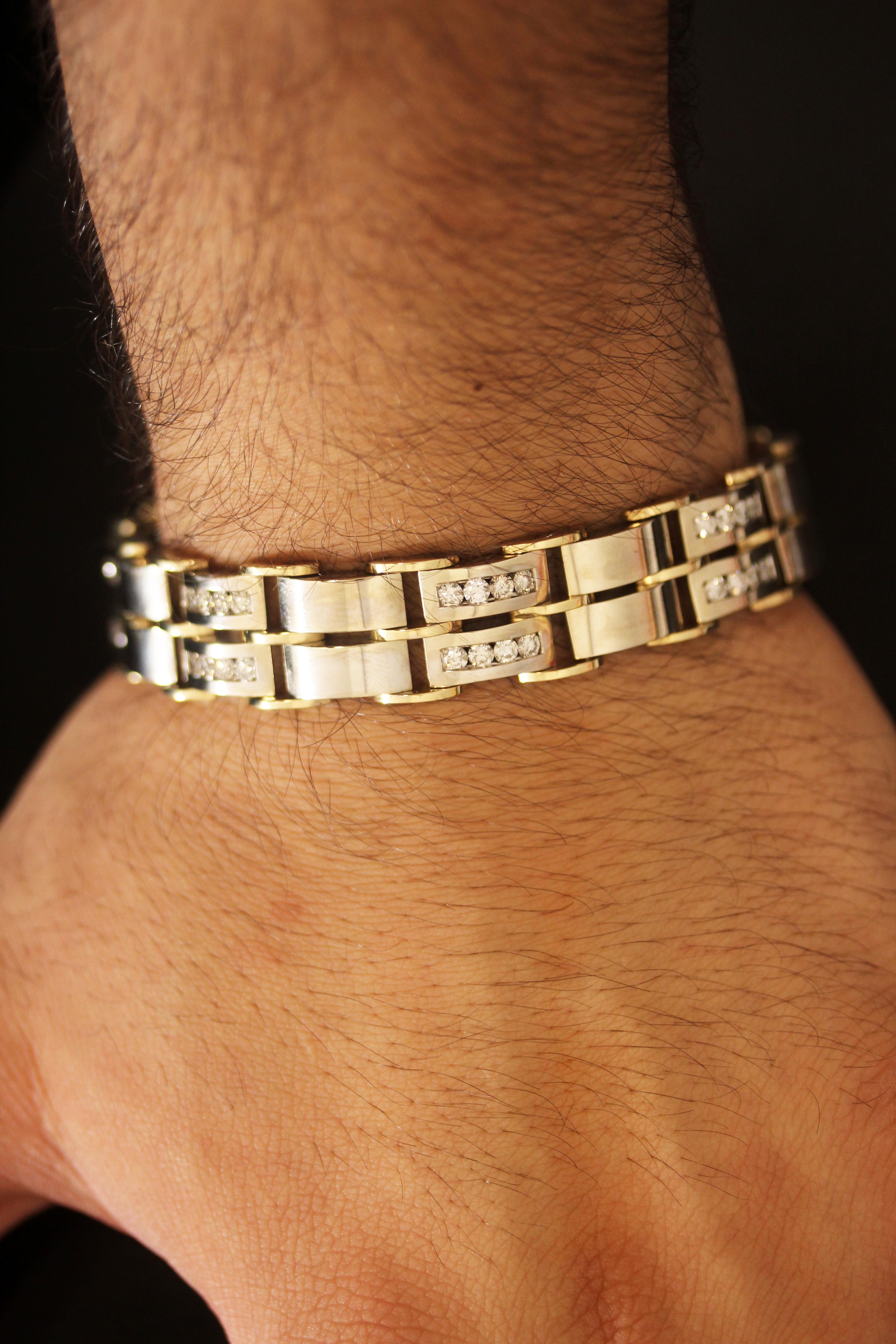 Two-Tone Yellow White Gold and Diamond Men's Bracelet In Excellent Condition In Boca Raton, FL