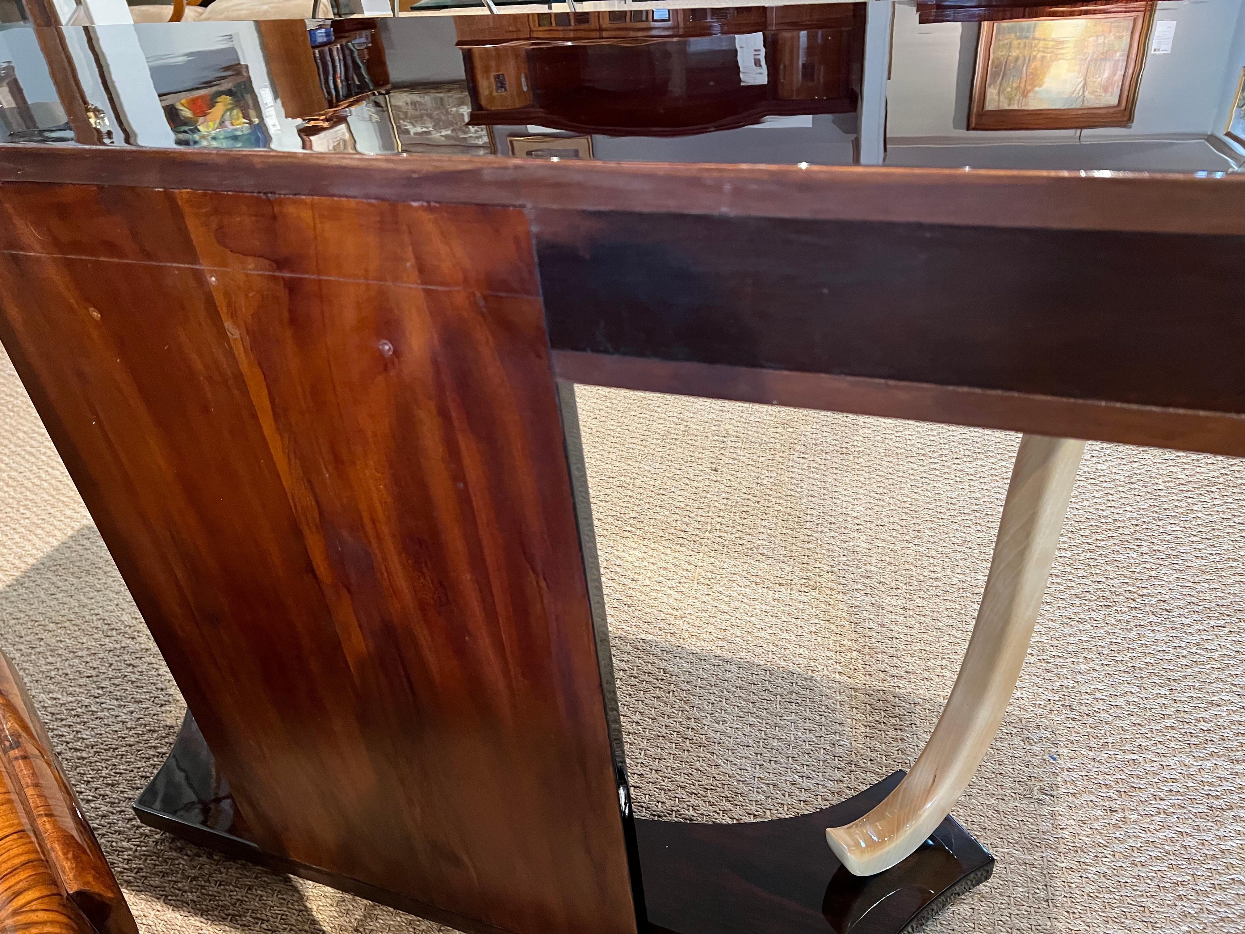 Two Toned Art Deco French Console in walnut For Sale 1