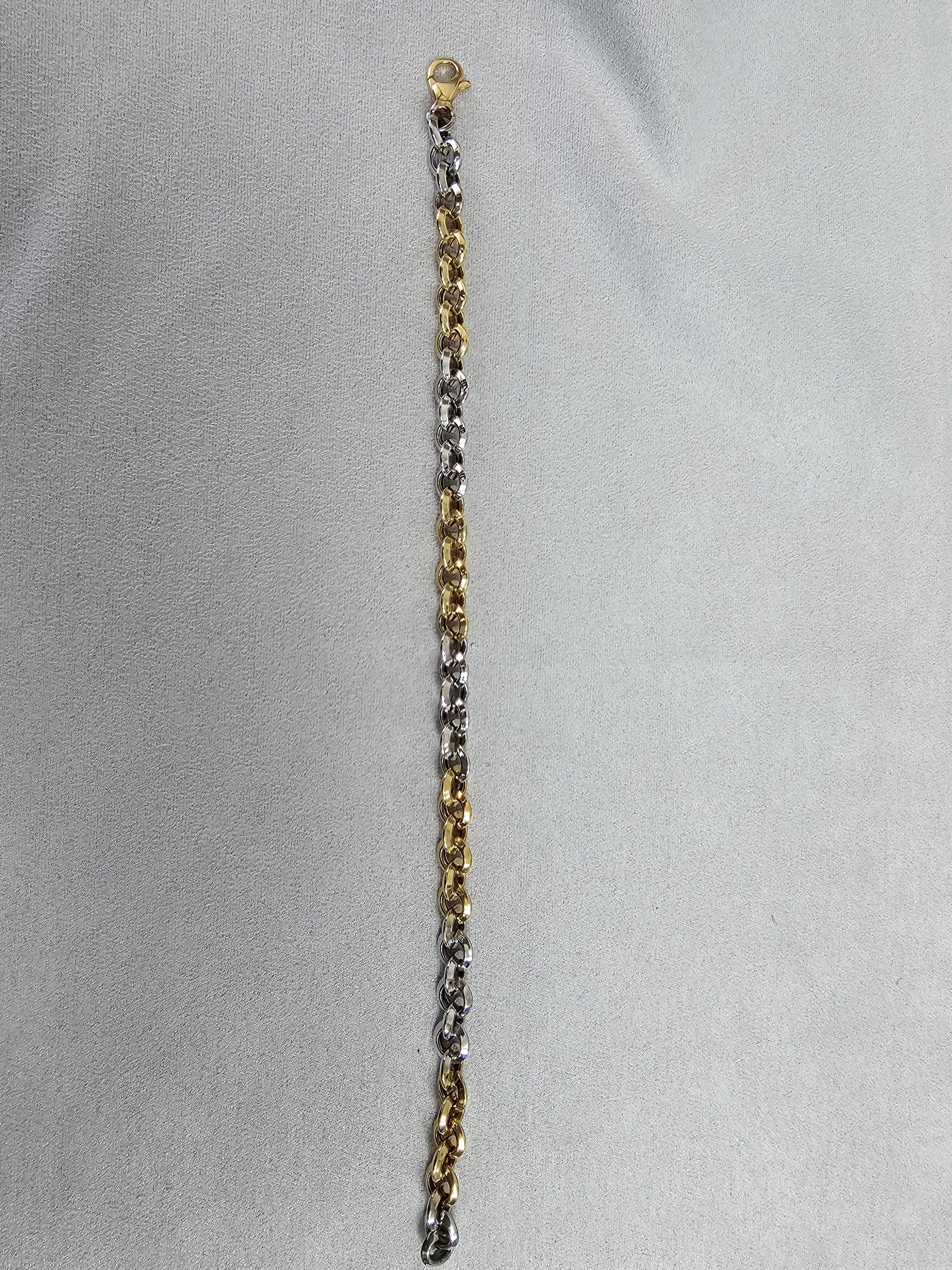 Two-Toned Fancy Polished Link Bracelet 14k Gold In condizioni Nuovo in vendita a Sugar Land, TX