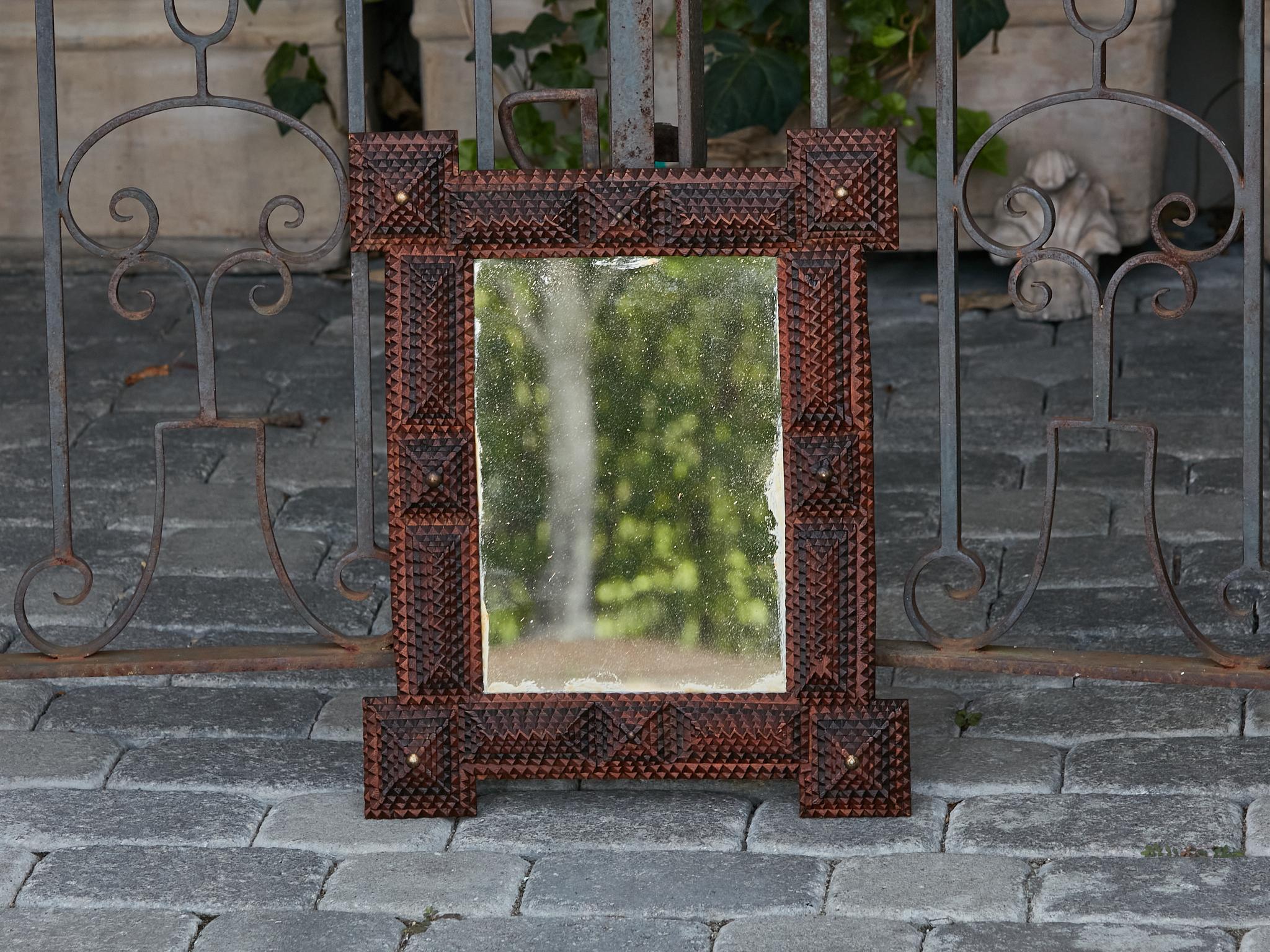 Two-Toned French Turn of the Century 1900s Hand Carved Tramp Art Wooden Mirror For Sale 3