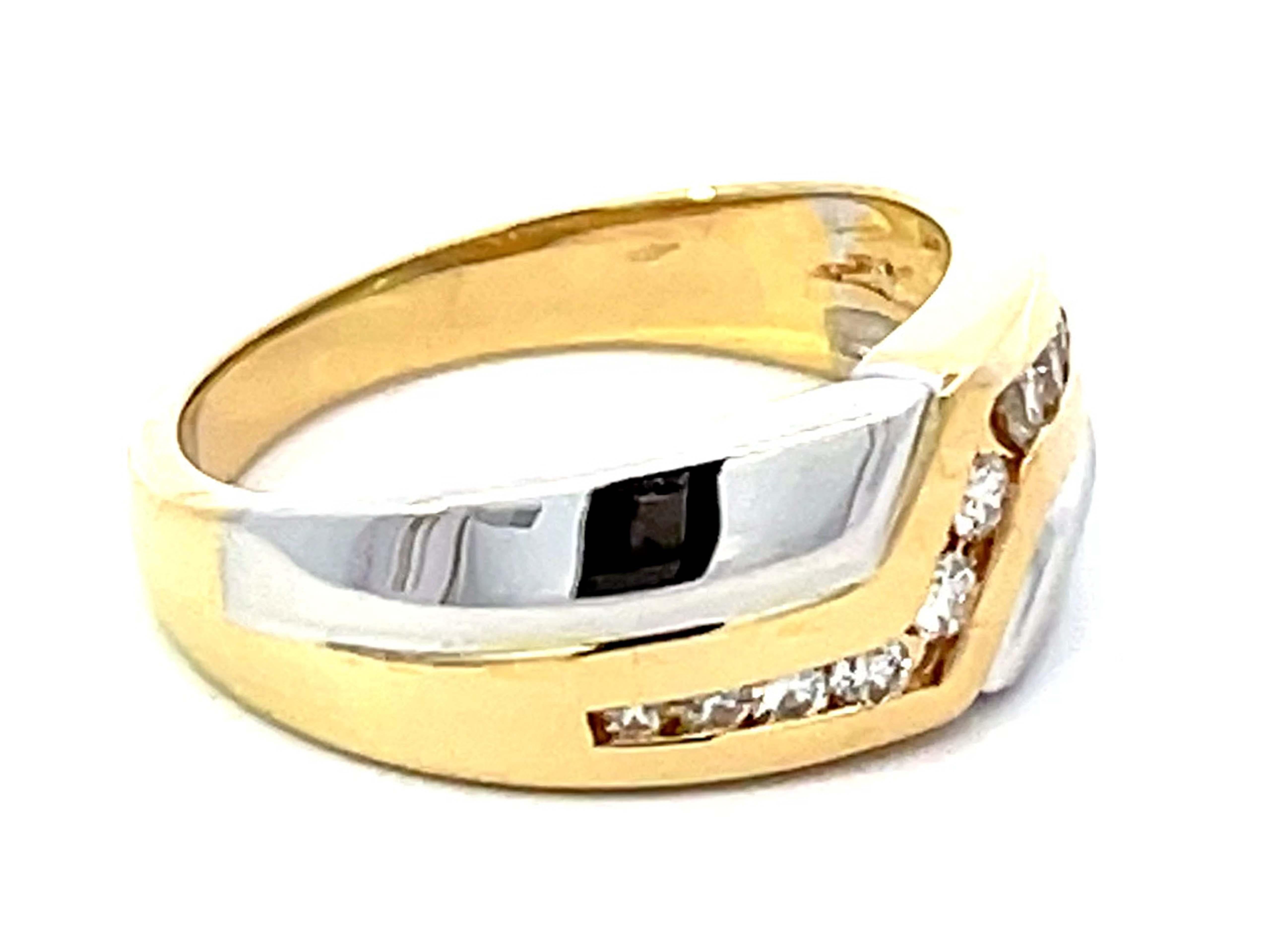 Modern Two Toned Gold Mens Ring with Diamonds 14K Yellow Gold For Sale