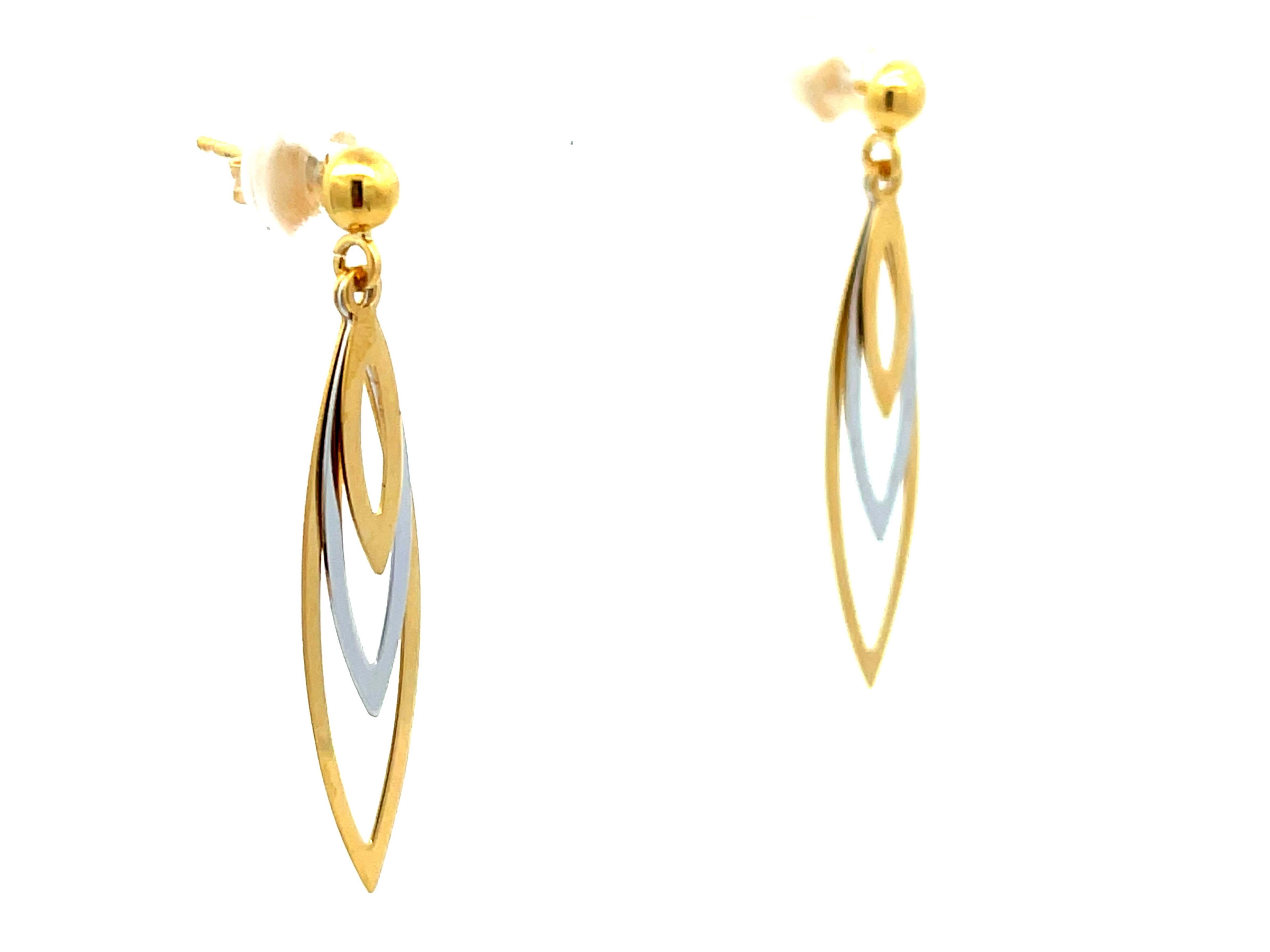 Two Toned Graduated Open Marquise Shape Earrings in 18k Gold In Excellent Condition For Sale In Honolulu, HI