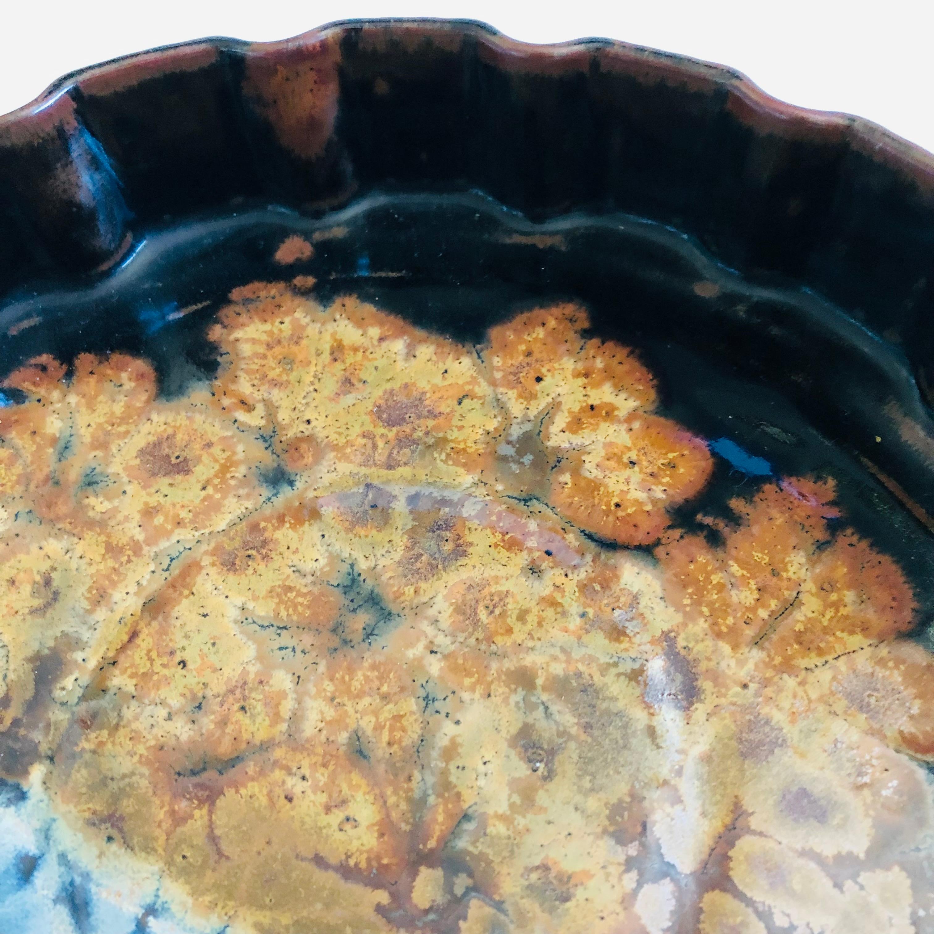 20ième siècle Plat à quiche Two Toned Studio Pottery en vente