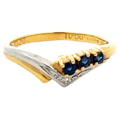 Two Toned V Shaped Sapphire and Diamond Ring in 18k Yellow Gold and Platinum