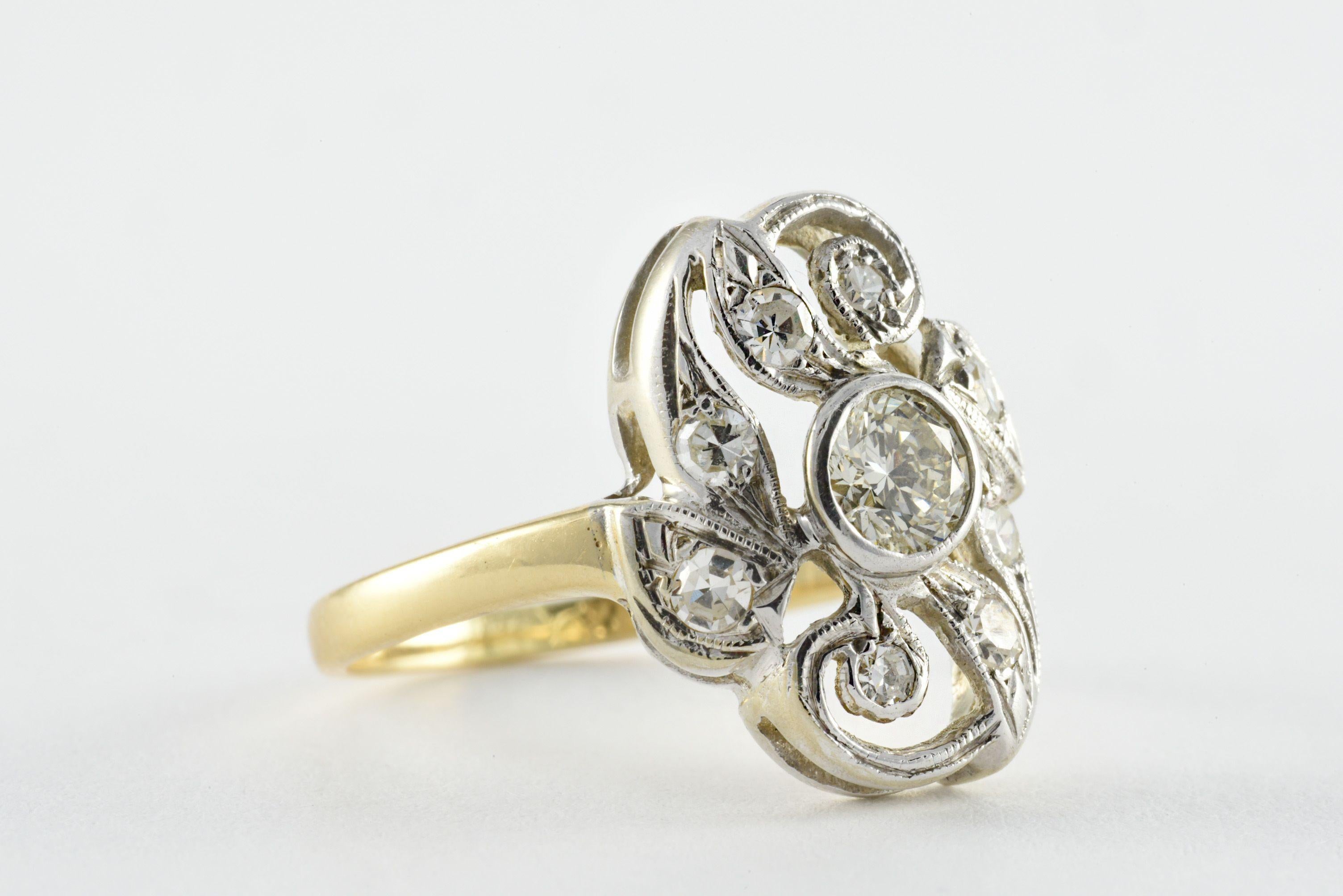 Taglio antico europeo Anello con diamante vintage a due tonalità in vendita