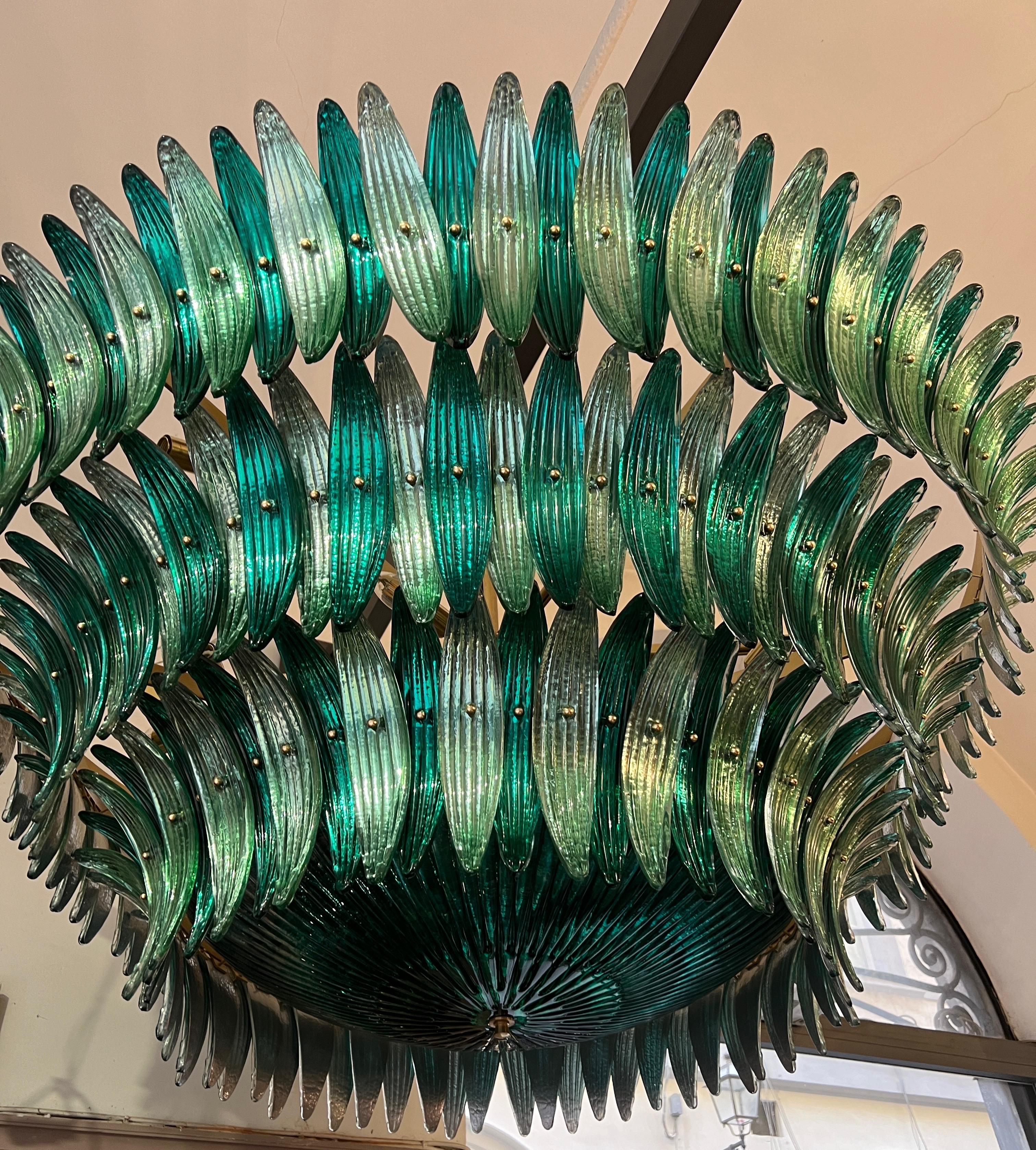 20th Century Two Tones Mirrored Green Murano Glass Leaves Chandelier 1980 For Sale