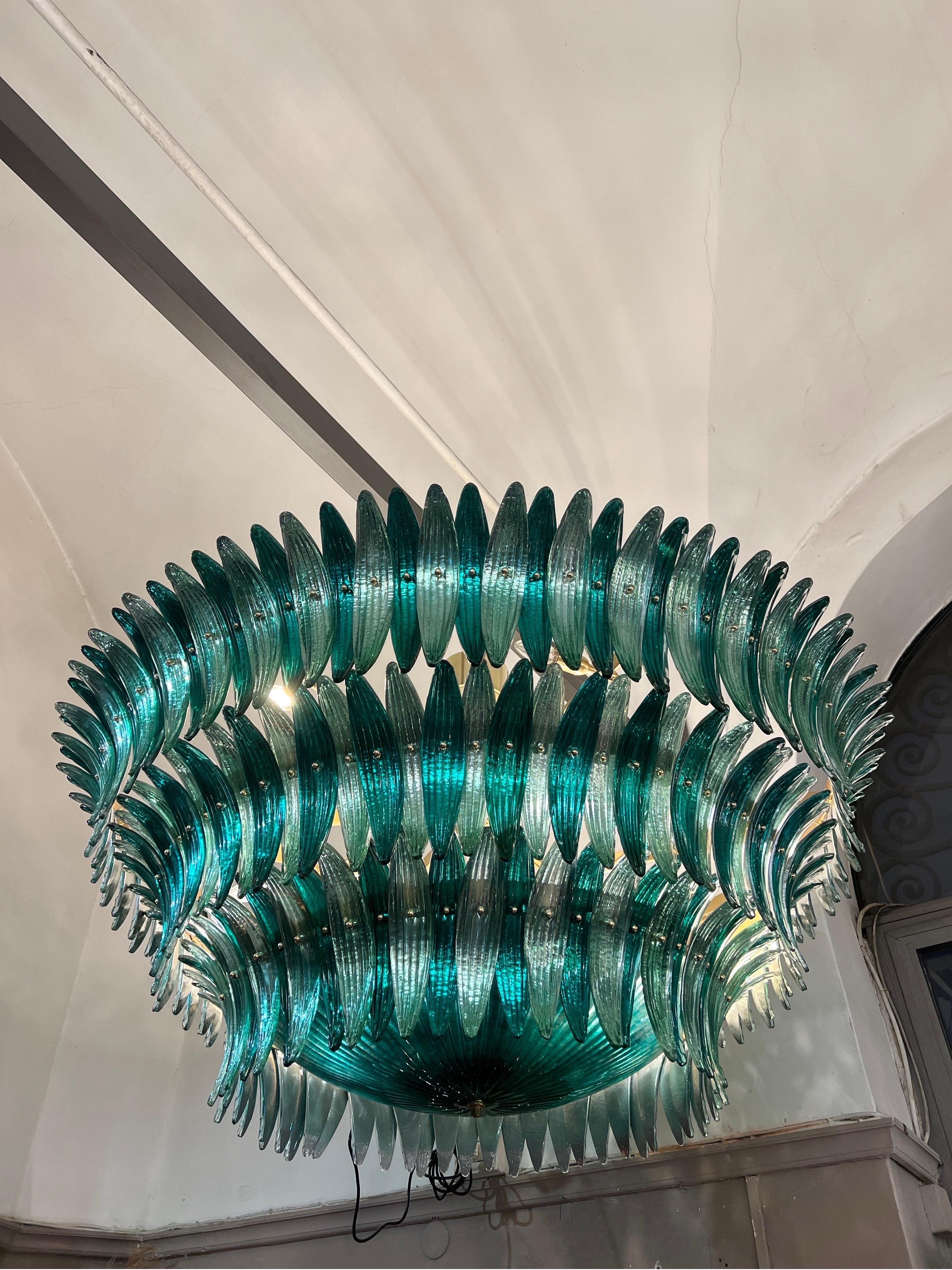 Brass Two Tones Mirrored Green Murano Glass Leaves Chandelier 1980 For Sale