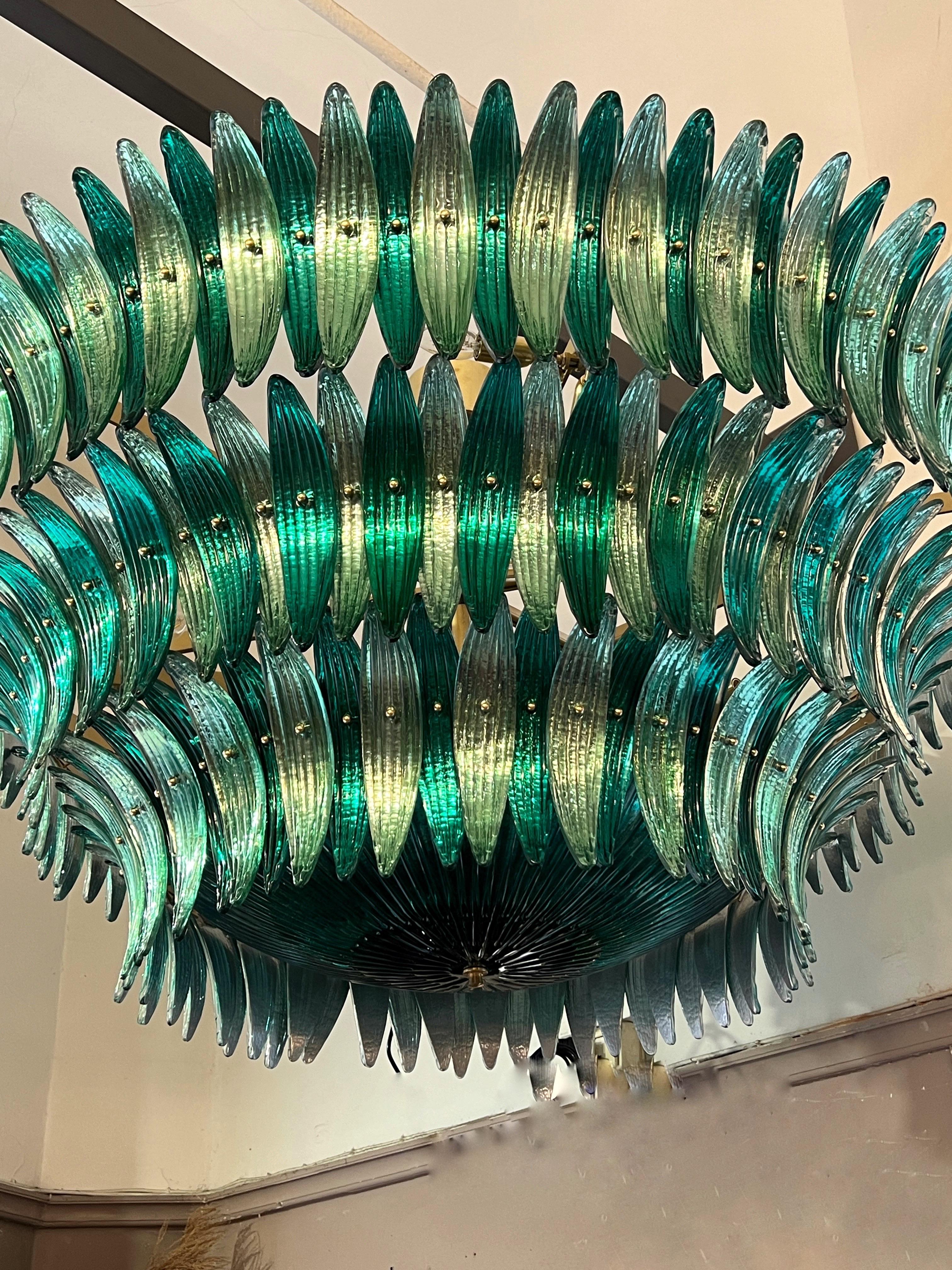 Two Tones Mirrored Green Murano Glass Leaves Chandelier 1980 For Sale 2