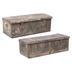 Two trunks - 17th century
