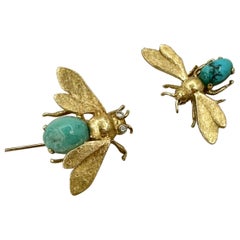 Zwei türkisfarbene Diamant-Broschen in Form von Bienen aus 18-karätigem Gold im Retro-Stil aus Italien, in Lebensgröße