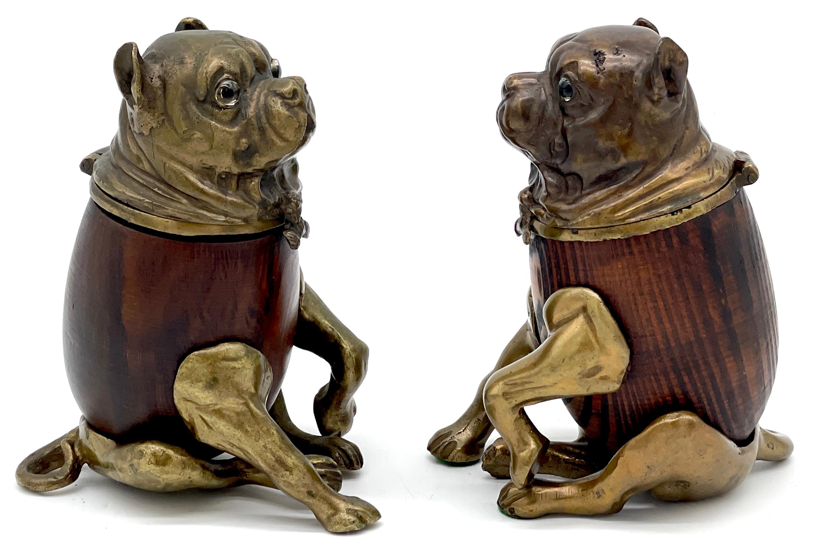 Zwei Hundekästen aus Messing und Holz im viktorianischen Stil, von Arthur Court, 1979  (Viktorianisch) im Angebot