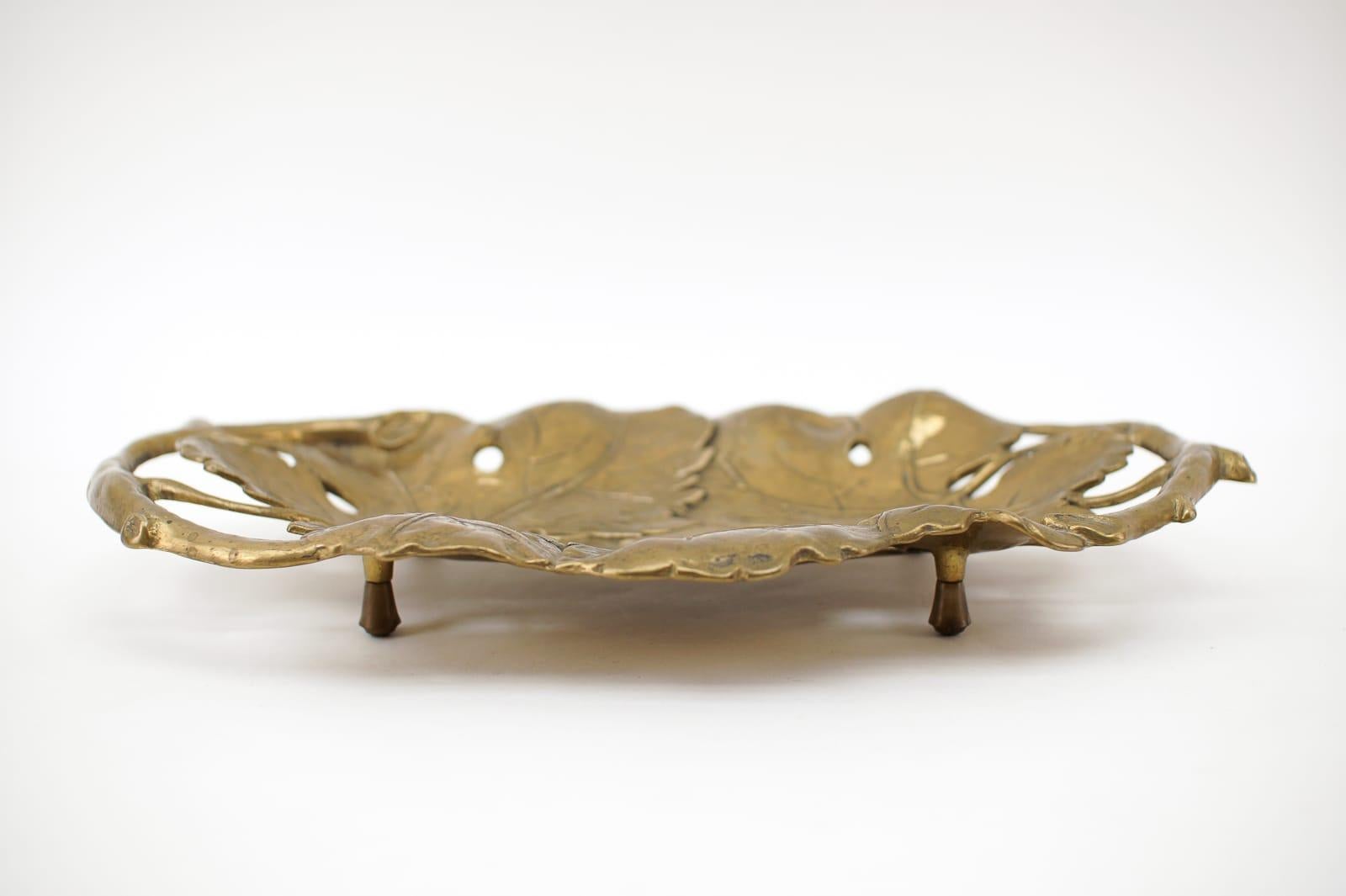 European Two Vine Leaves Hand Formed into a Solid Brass Bowl, 1960s For Sale