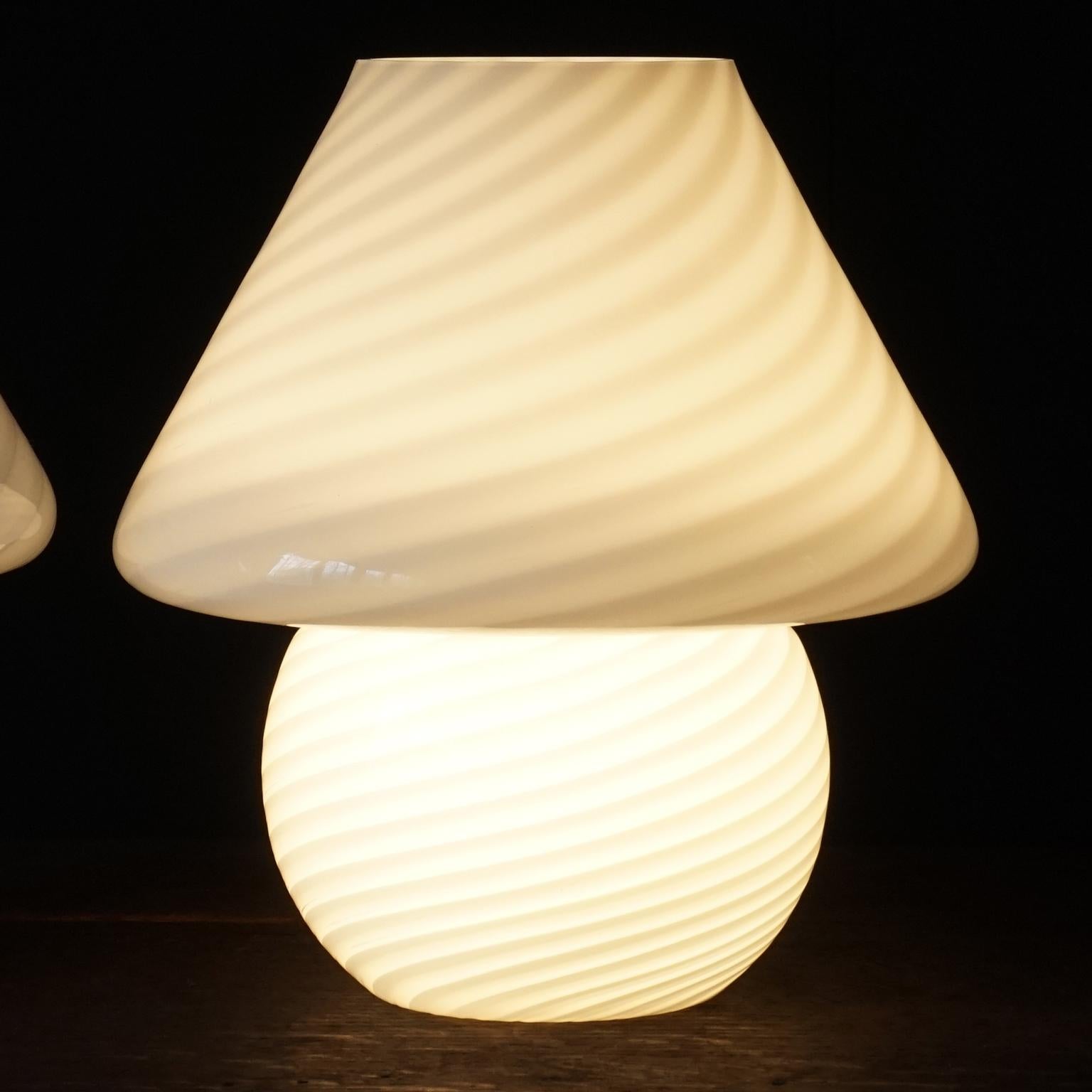 Two Vintage 1970s Italian Vetra Venini Murano White Glass Swirl Mushroom Lamps 1