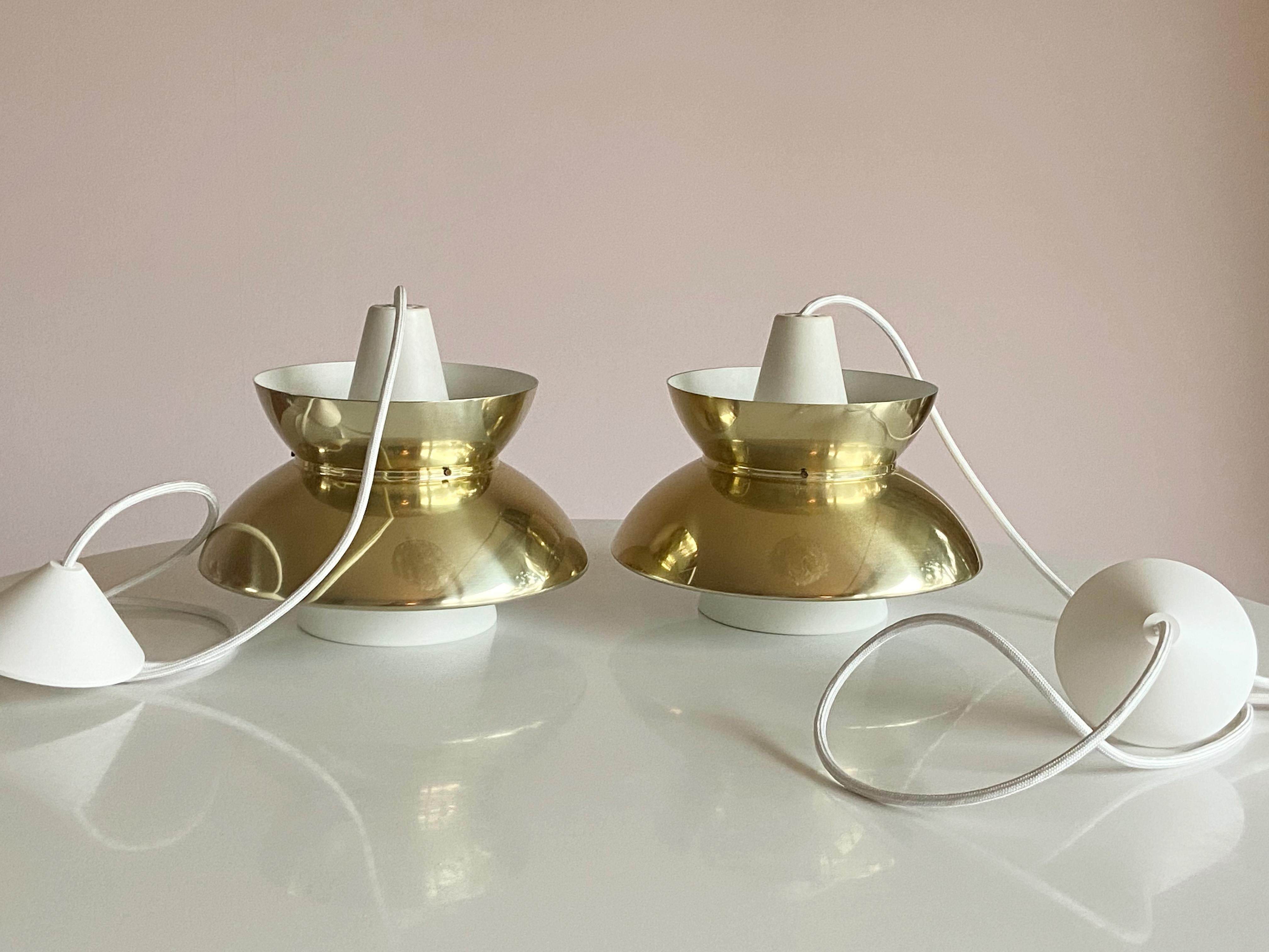 Scandinavian Modern Two Vintage Doo-Wop Pendant Lamp by Louis Poulsen, Denmark For Sale