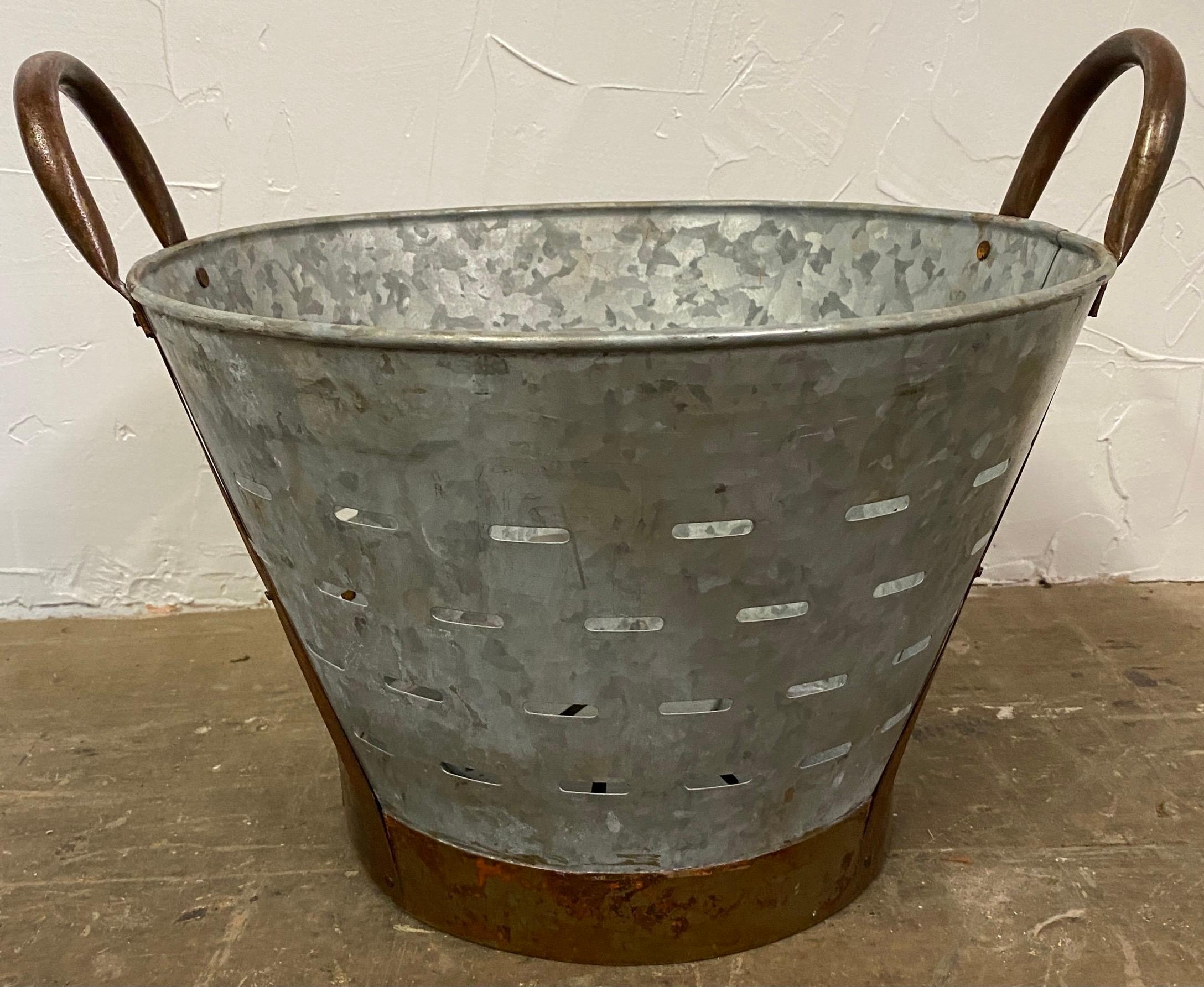 Two Vintage Galvanized Pails In Good Condition In Sheffield, MA